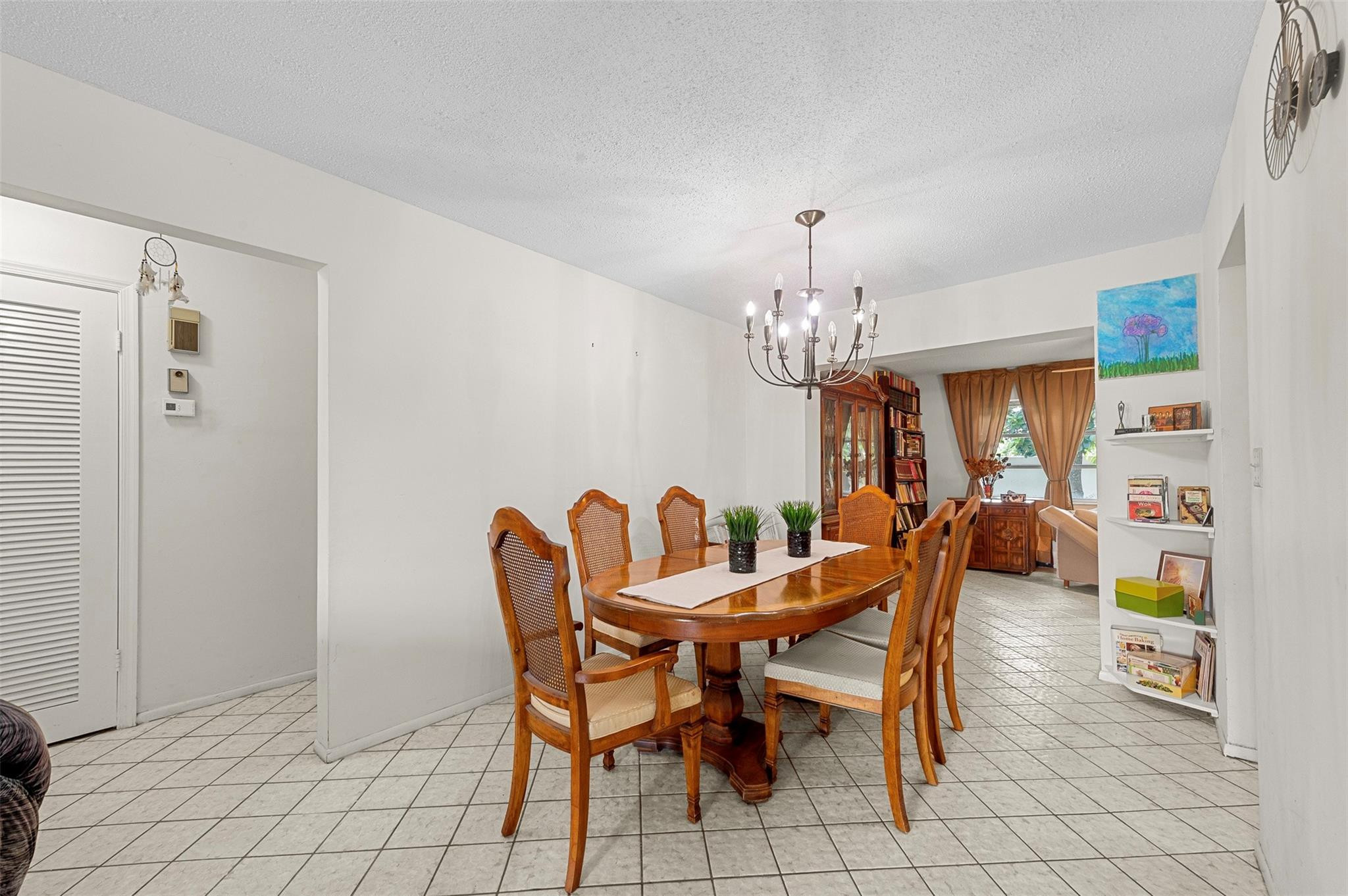 8604 NW 57TH Court
