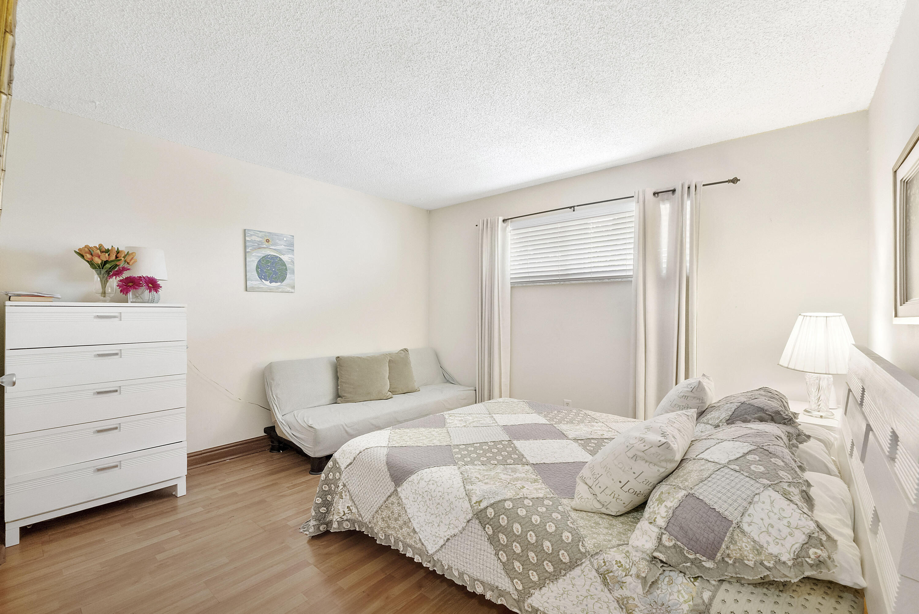 8990 S Hollybrook Boulevard 209