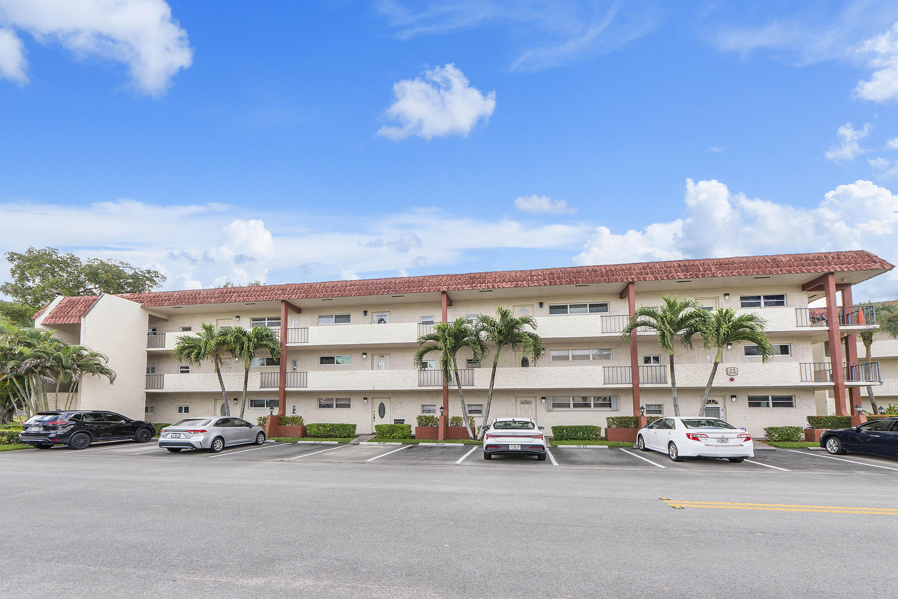 8990 S Hollybrook Boulevard 209