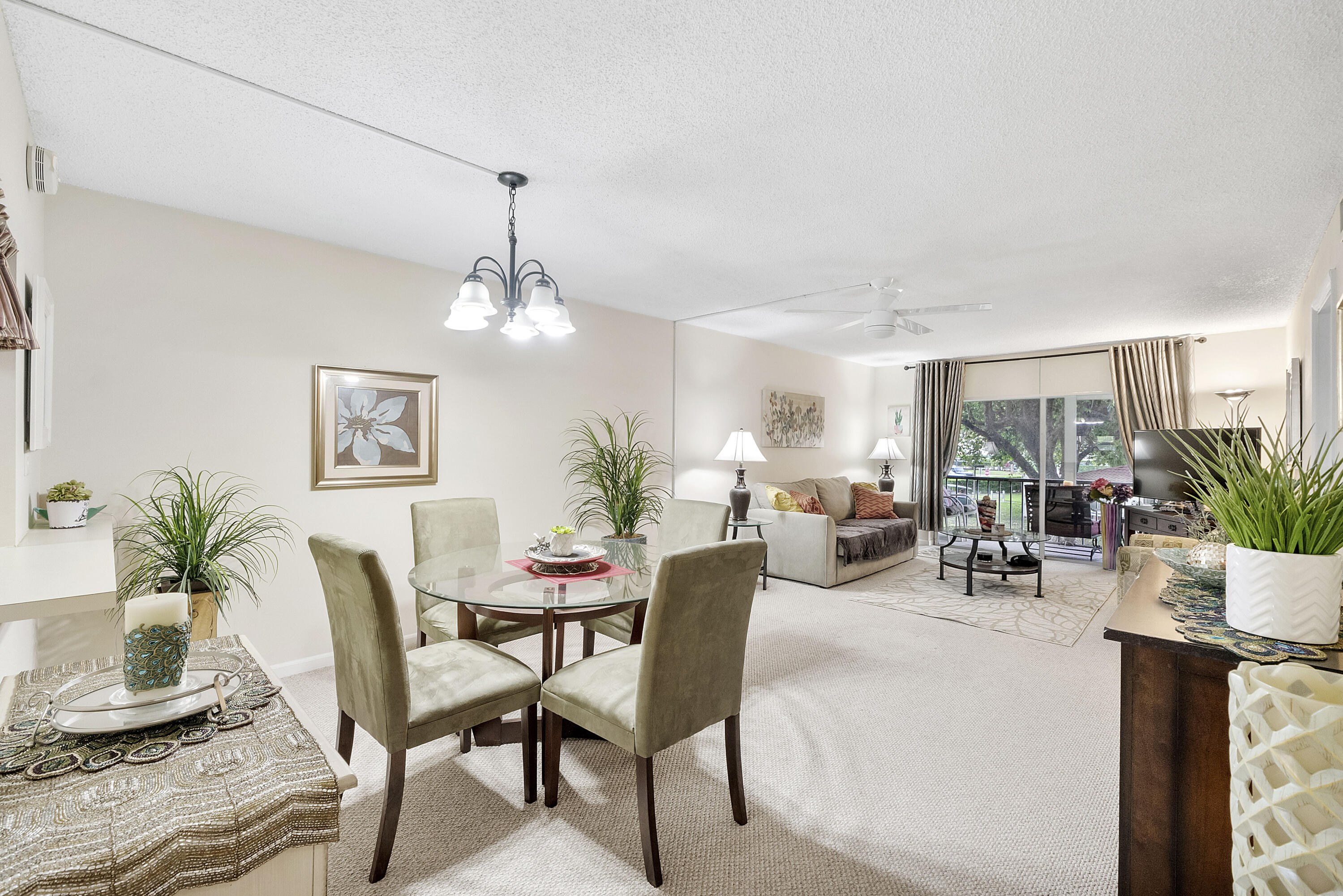 8990 S Hollybrook Boulevard 209