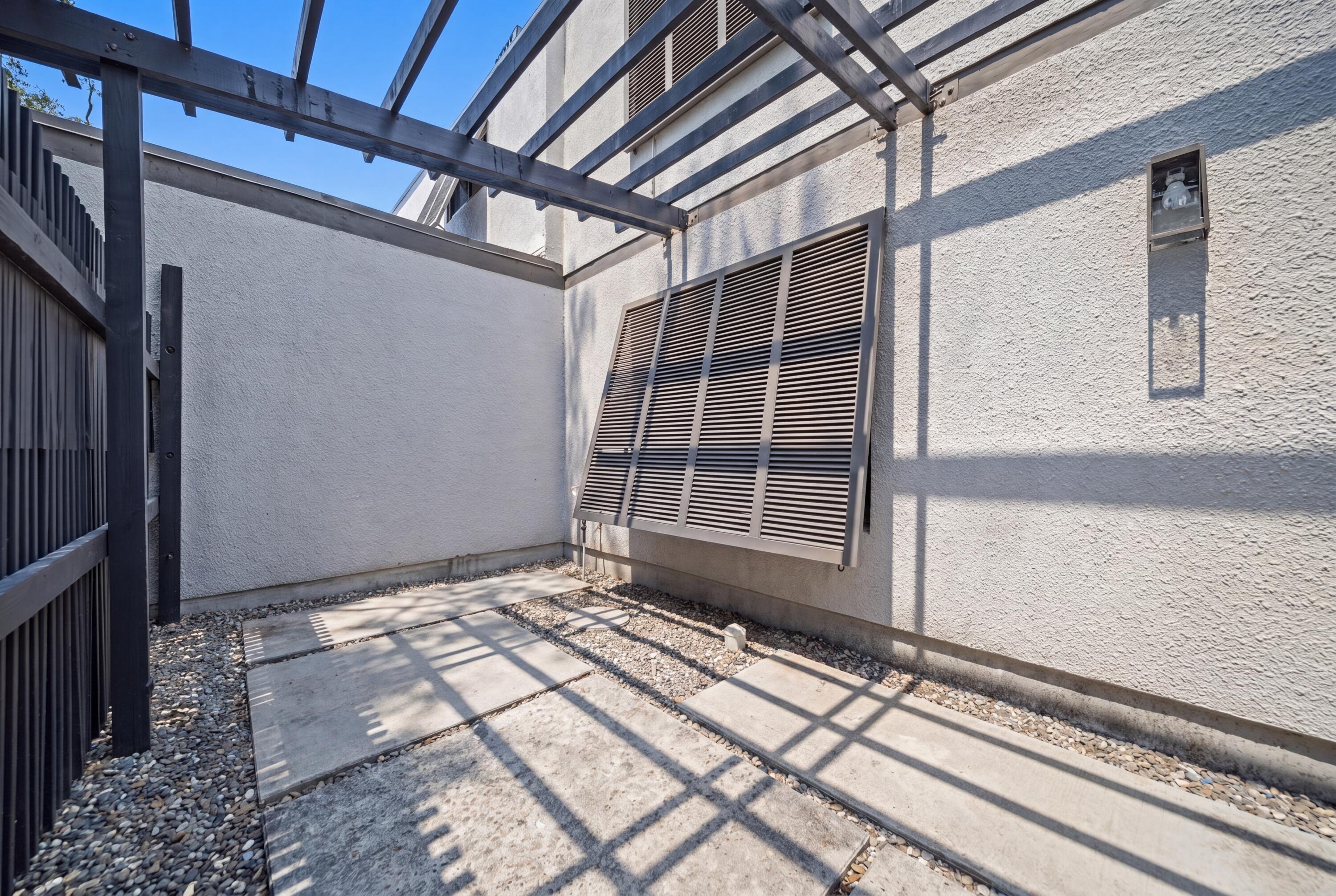 1391 E GOLFVIEW Drive 1391