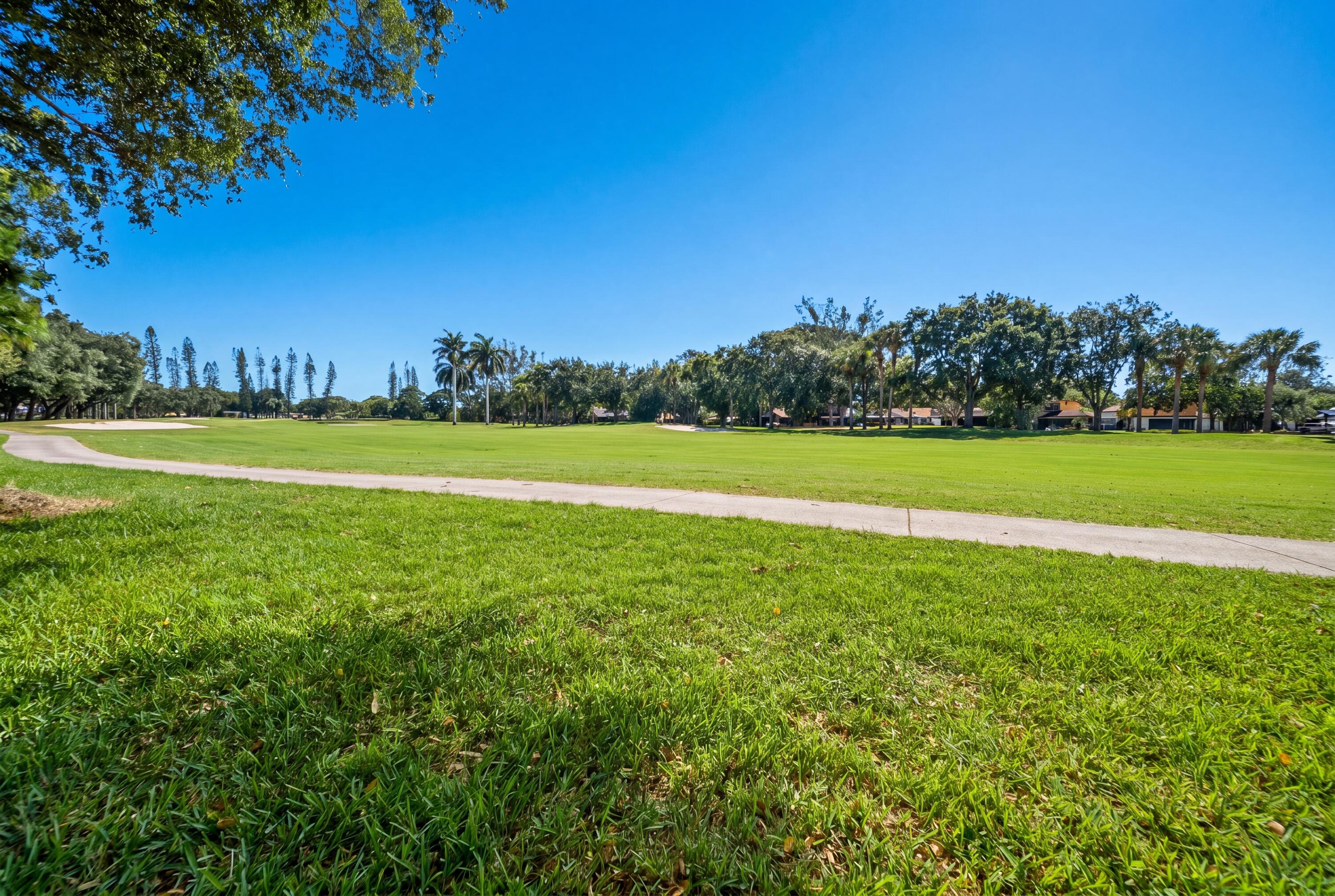 1391 E GOLFVIEW Drive 1391