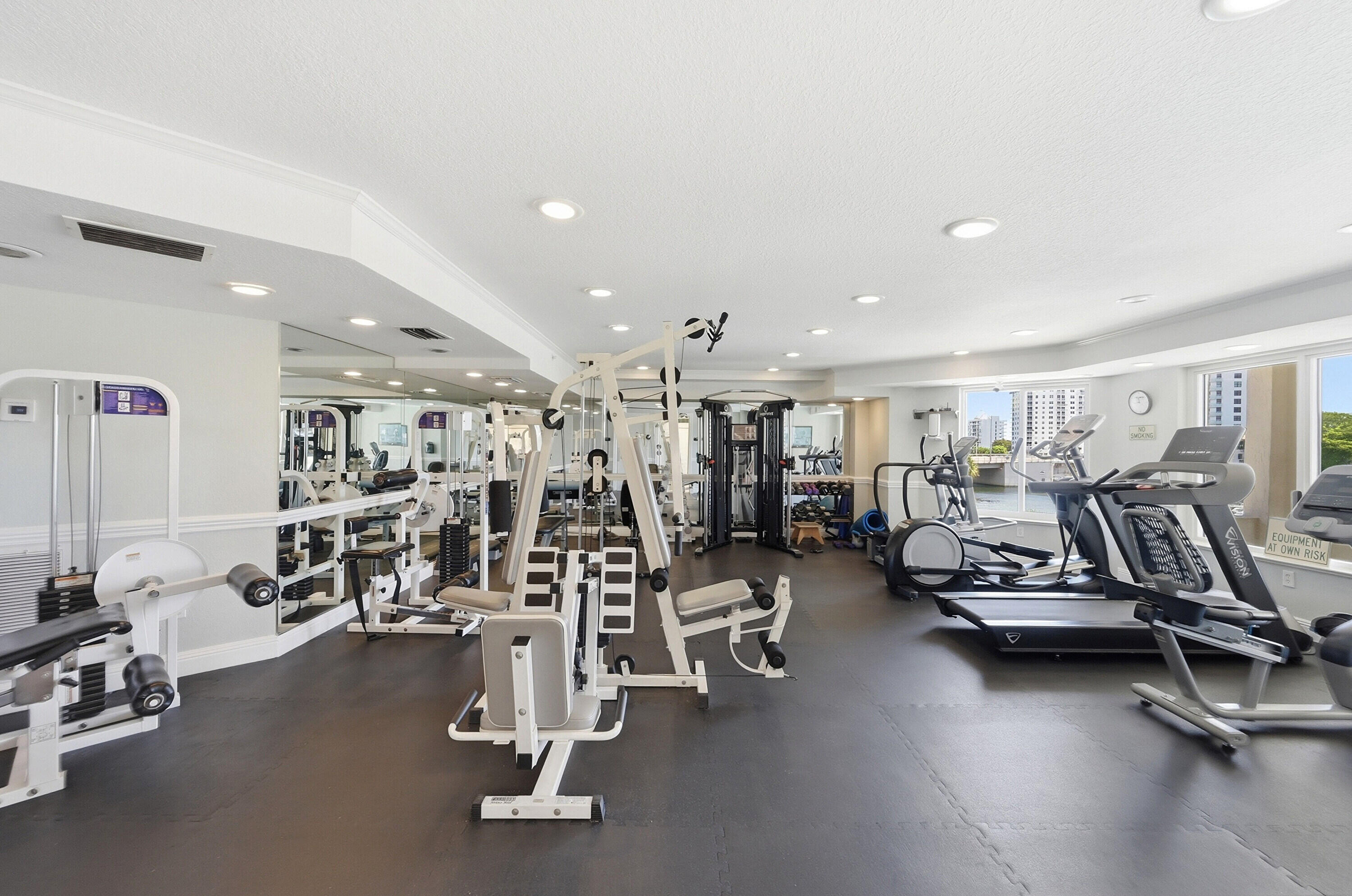 2880 NE 14th Street Causeway 804
