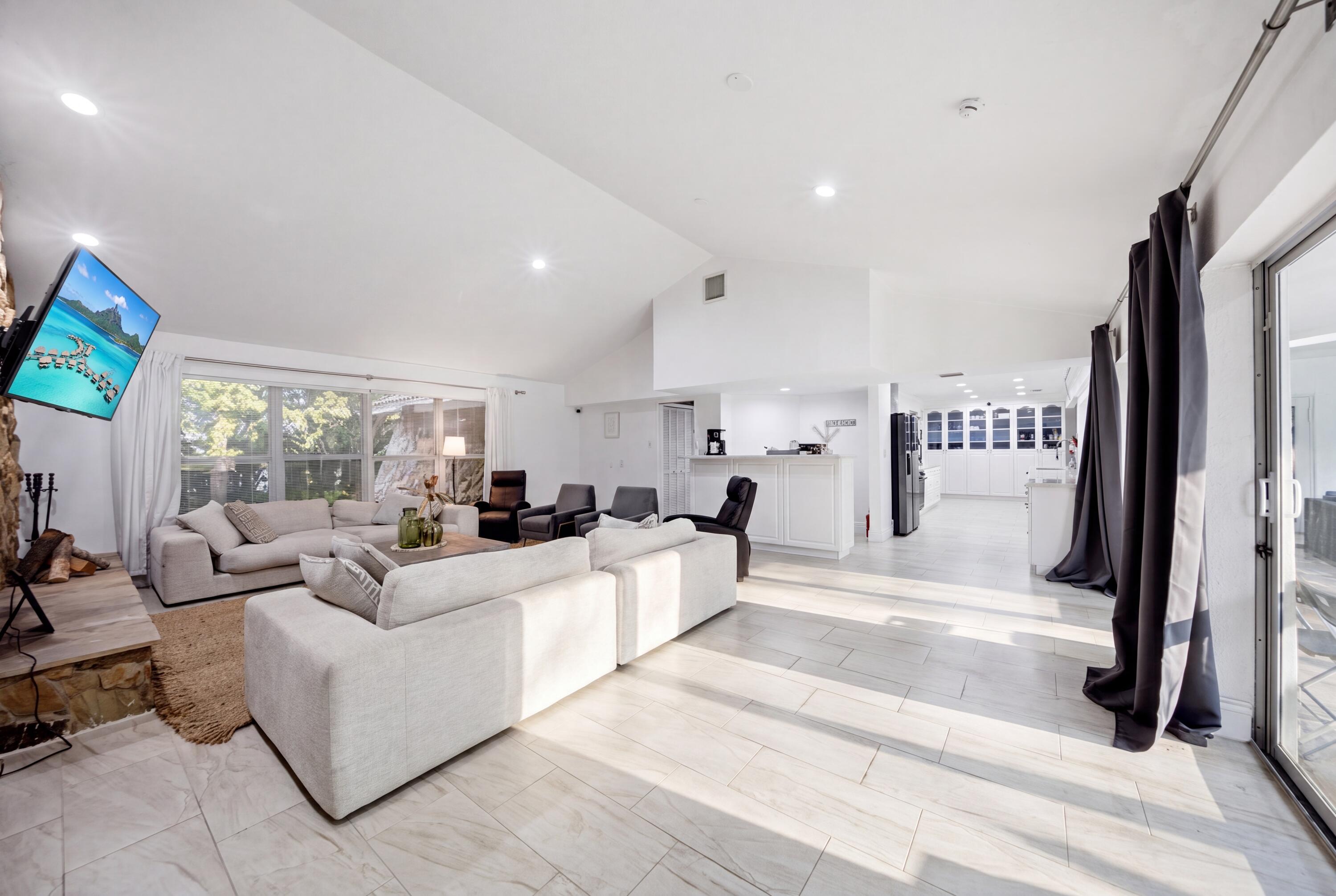 4020 NW 101ST Drive