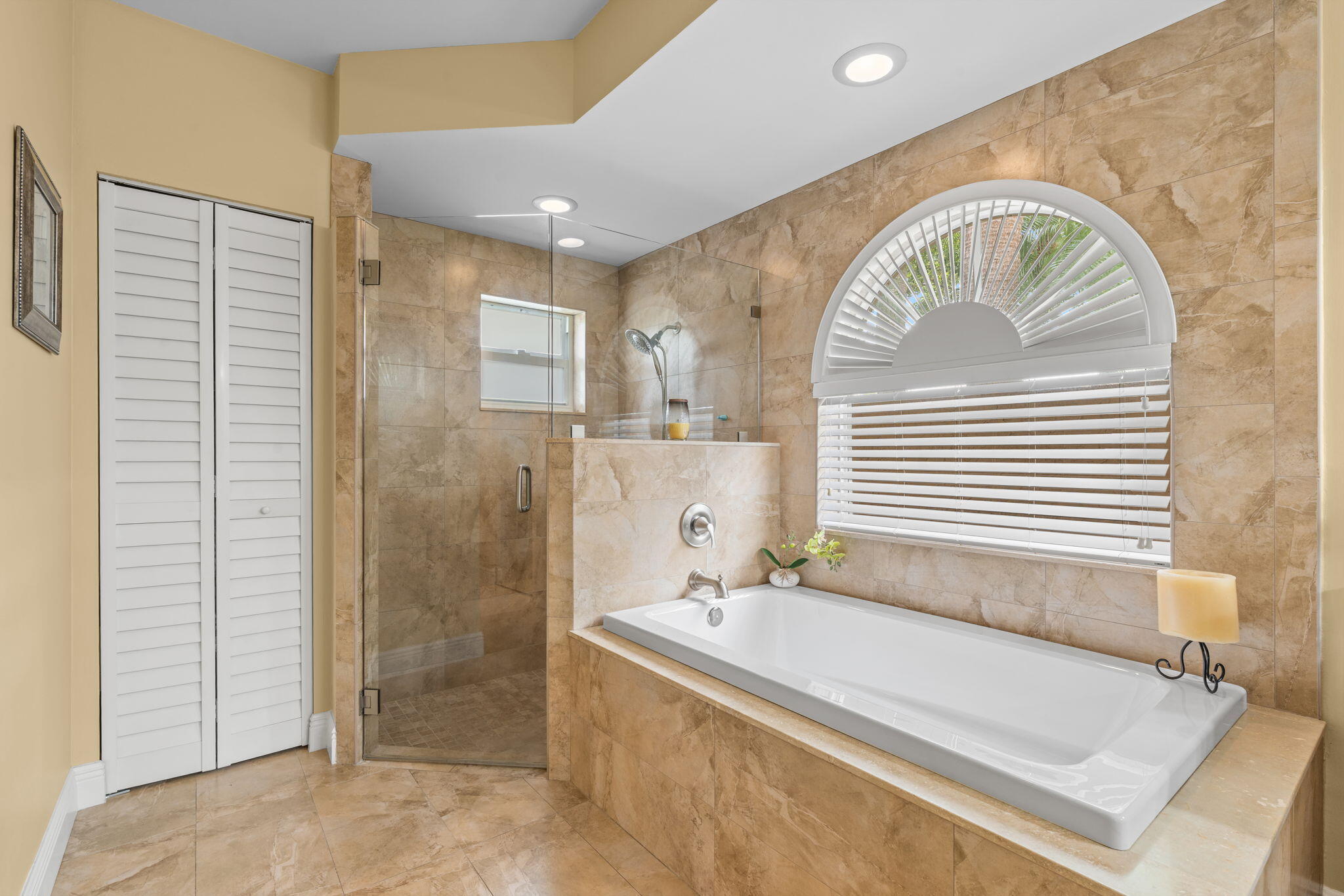 8663 NW 50TH Drive