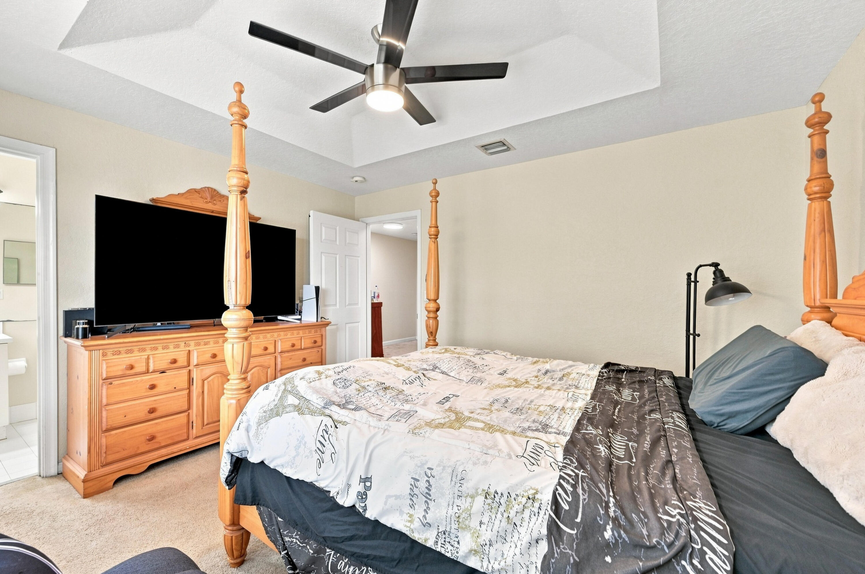 5477 NW 90th Terrace