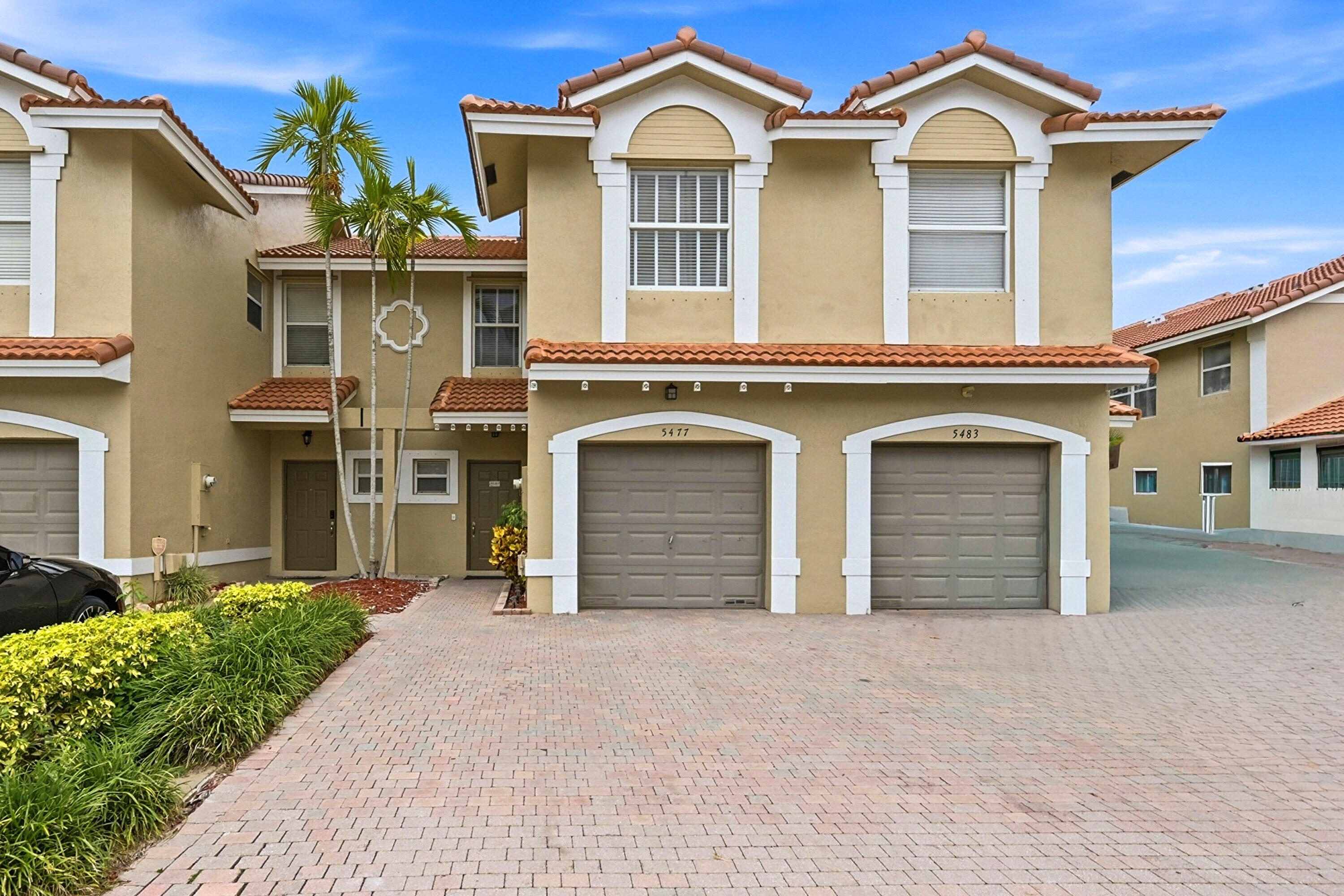 5477 NW 90th Terrace