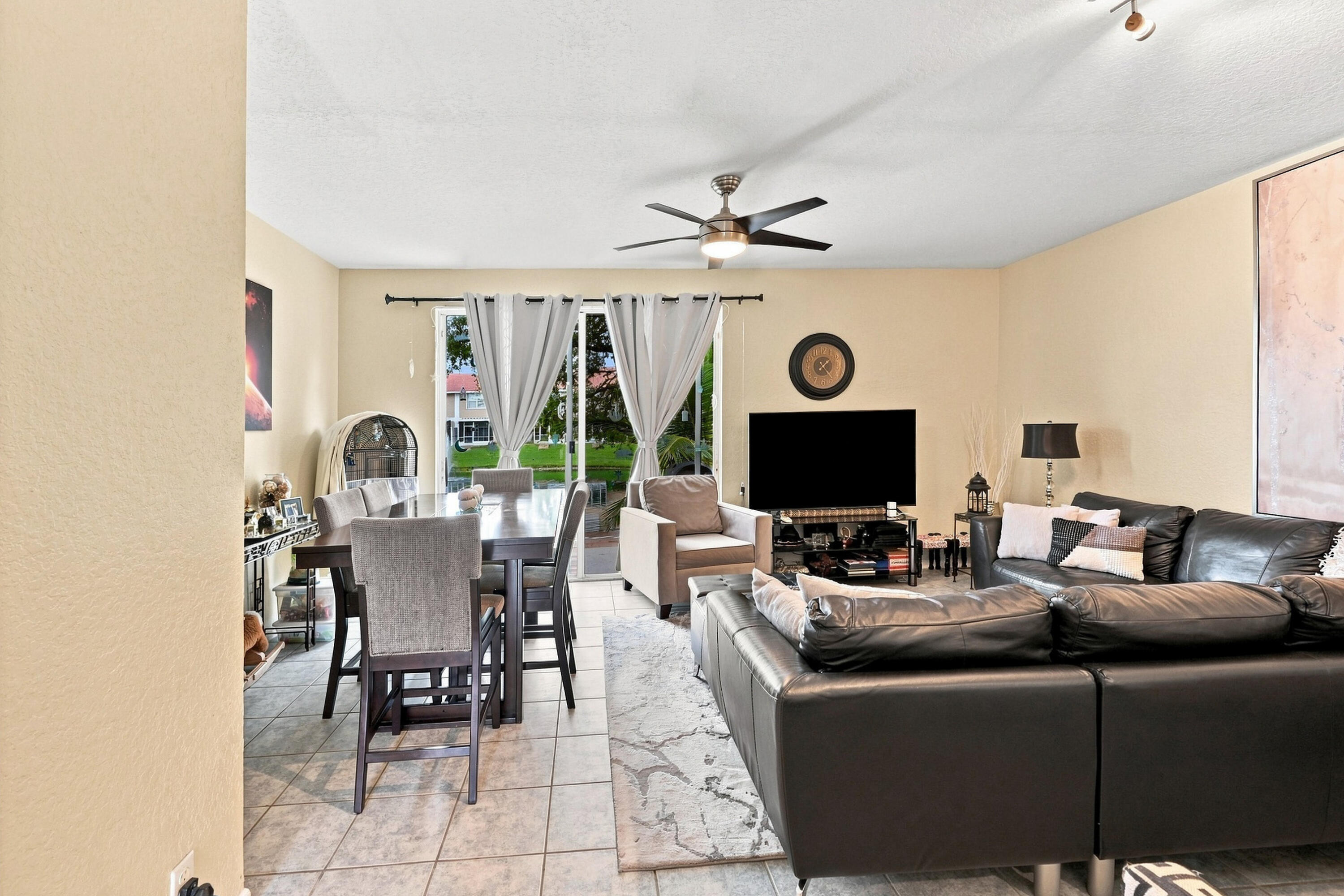 5477 NW 90th Terrace
