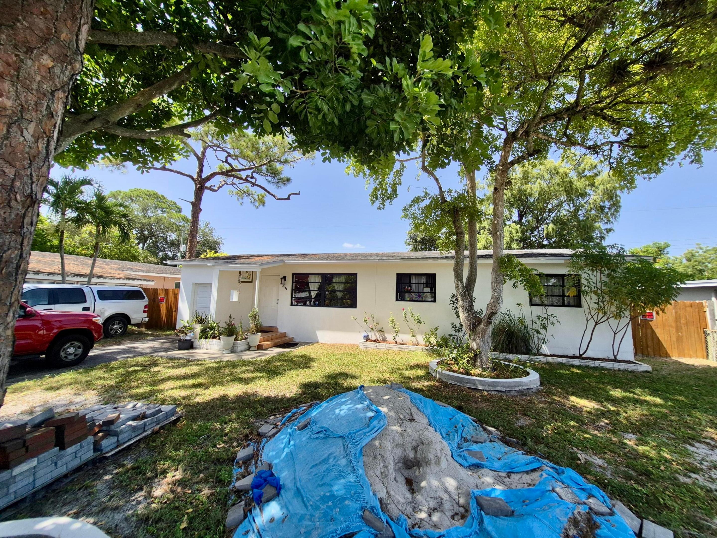 3141 SW 22ND Street