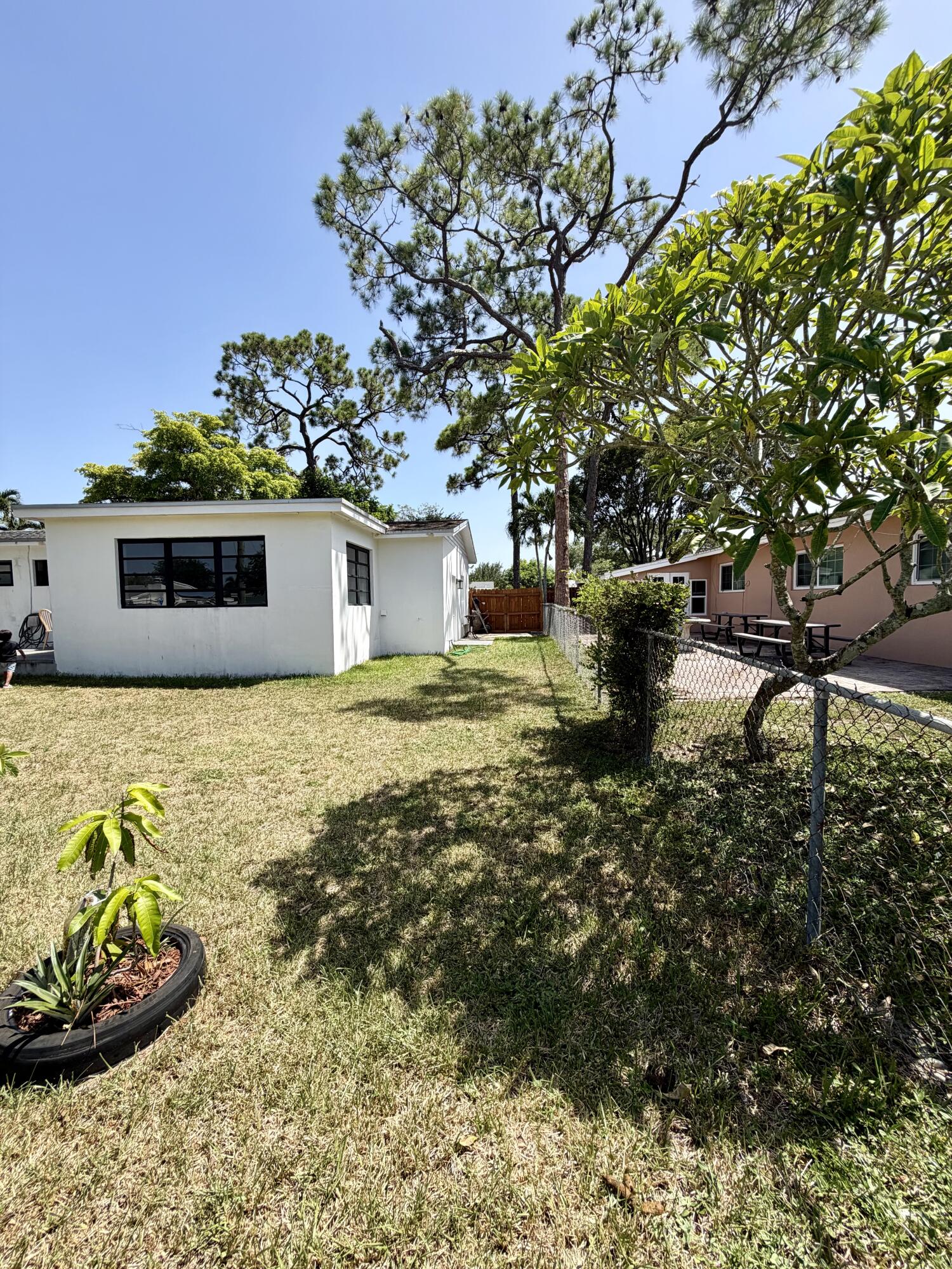 3141 SW 22ND Street