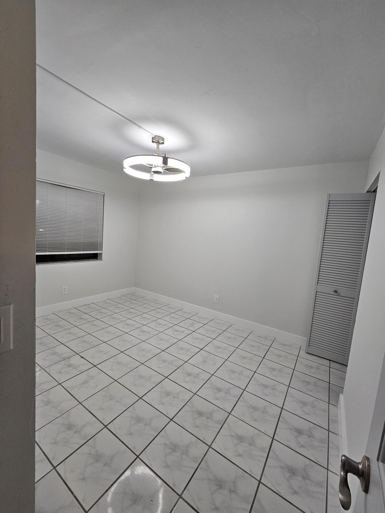10035 WINDING LAKE Road 102