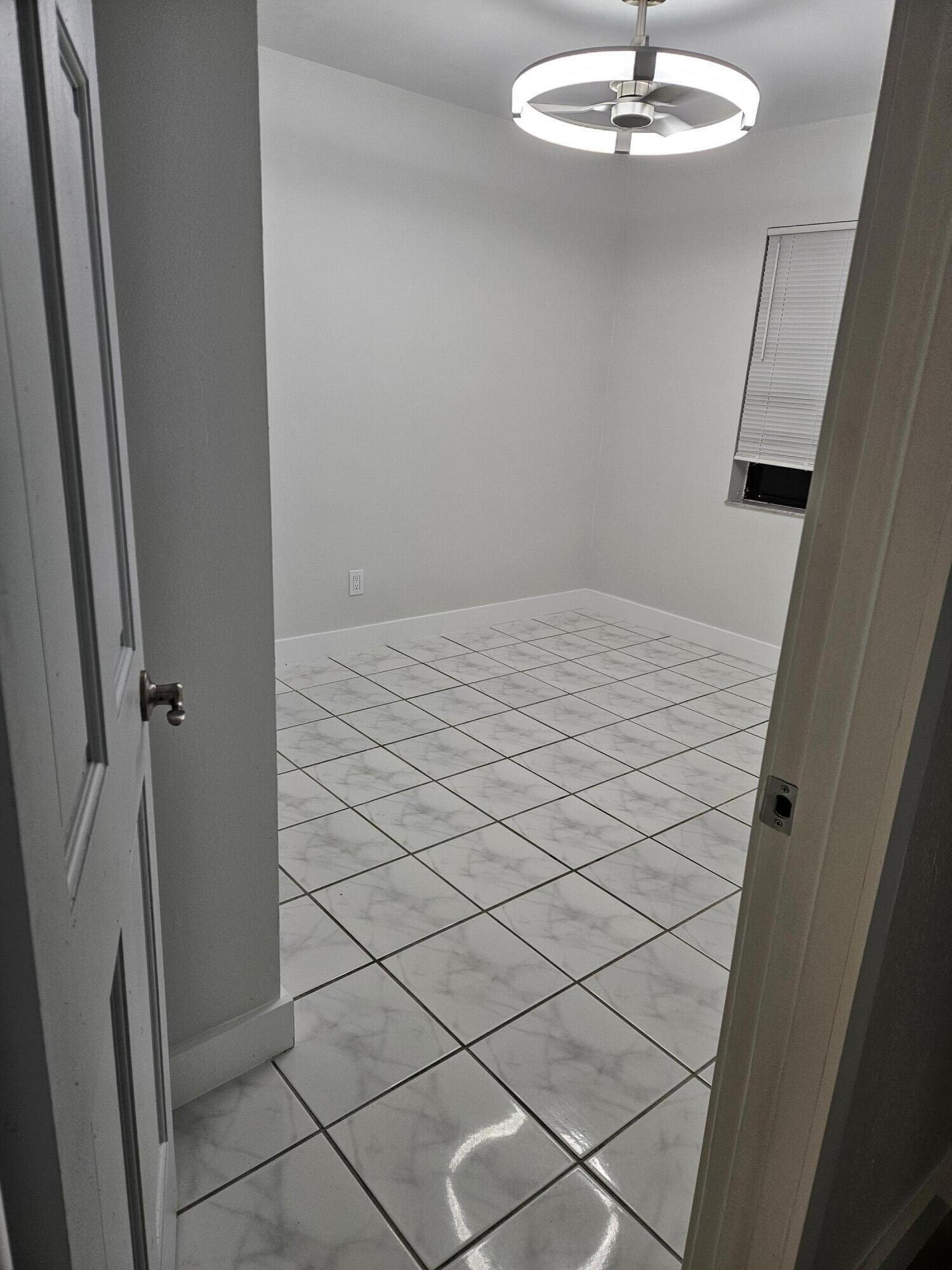 10035 WINDING LAKE Road 102