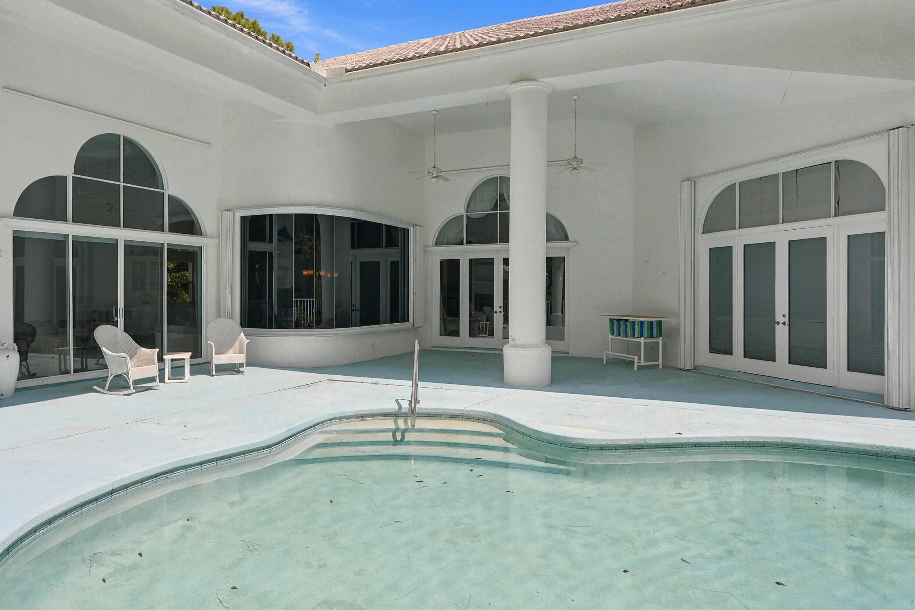 5386 NW 77th Terrace