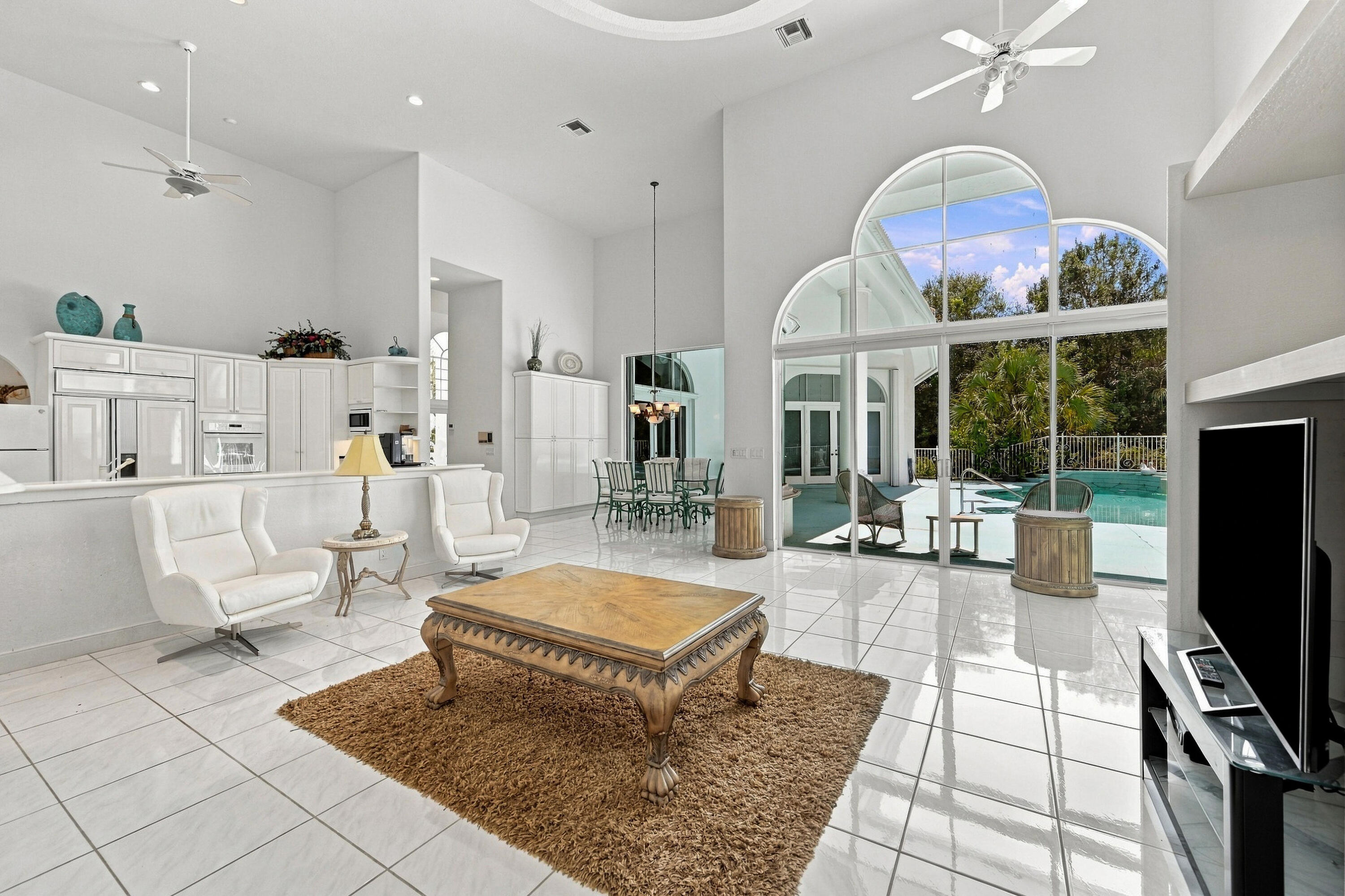5386 NW 77th Terrace