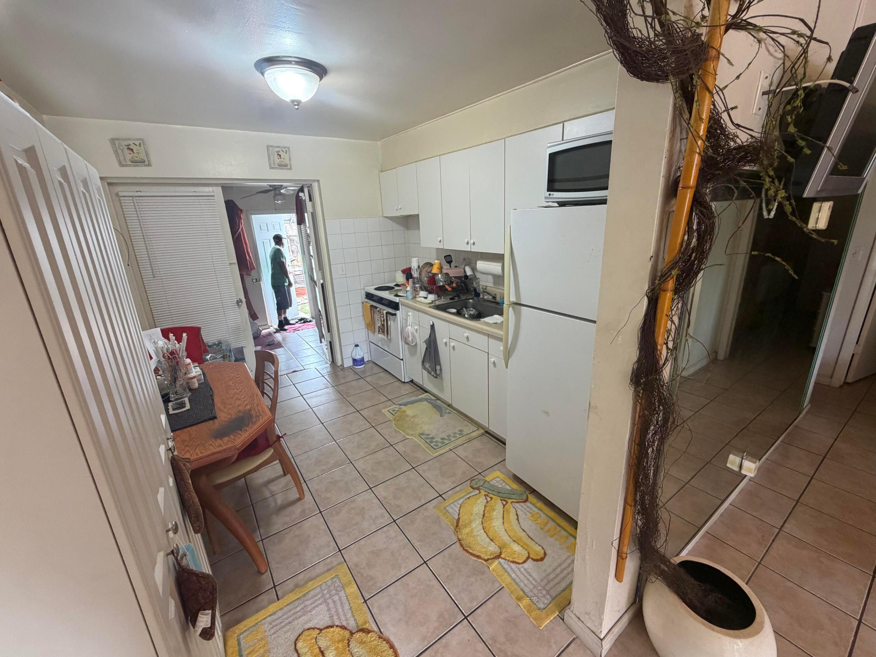 2601 SW 53RD Avenue