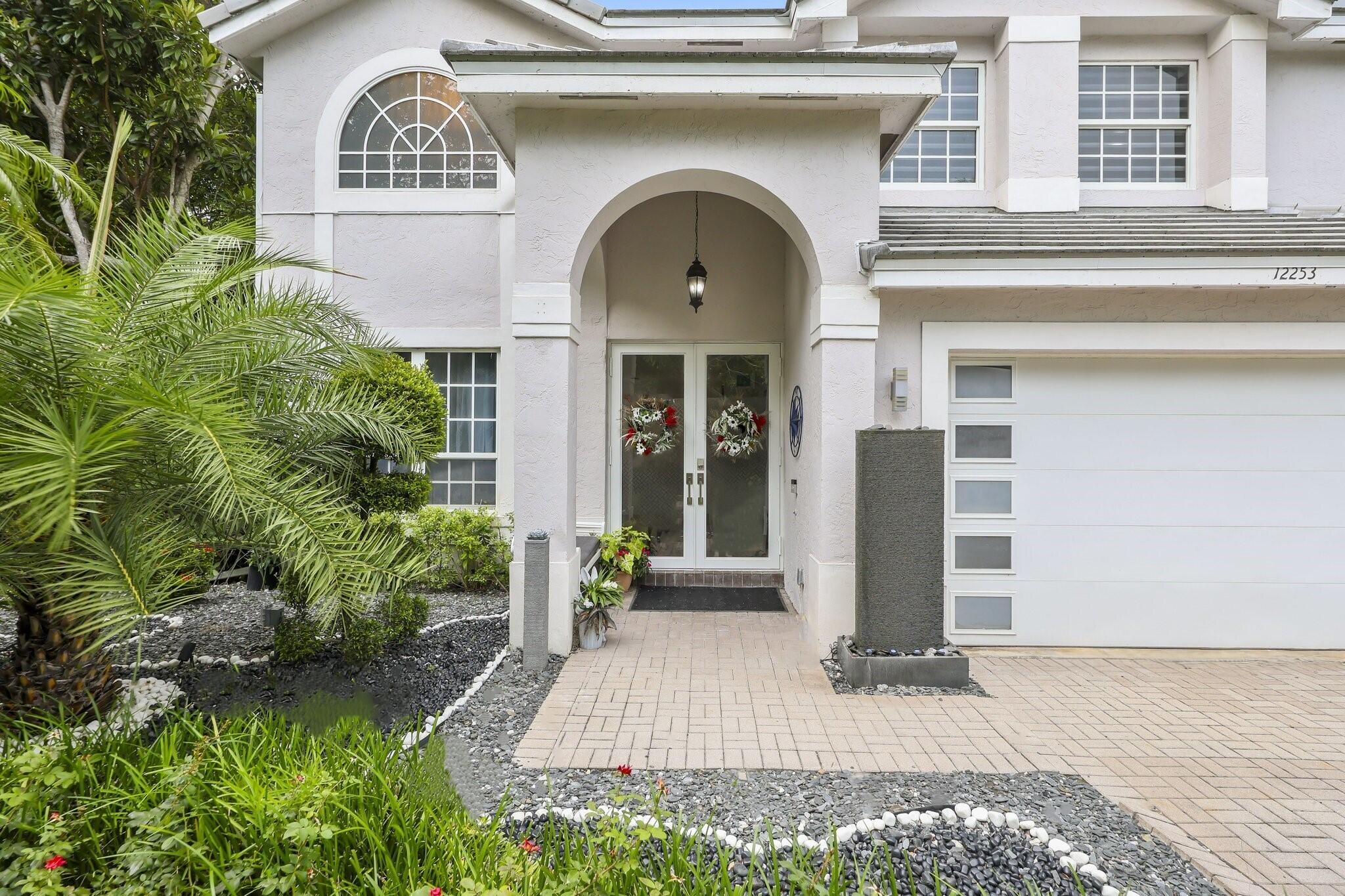 12253 GLENMORE Drive