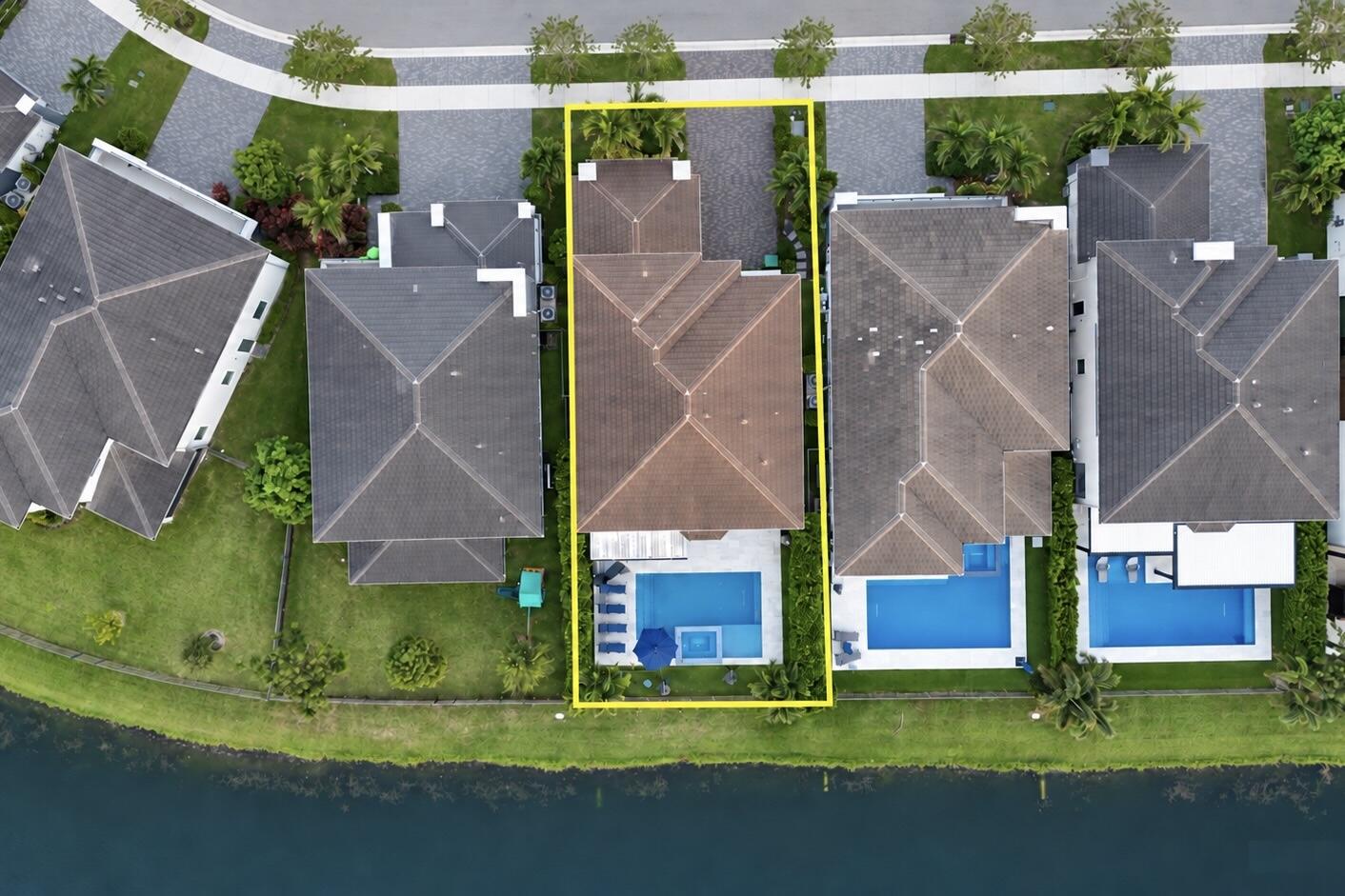 10733 AQUA Court