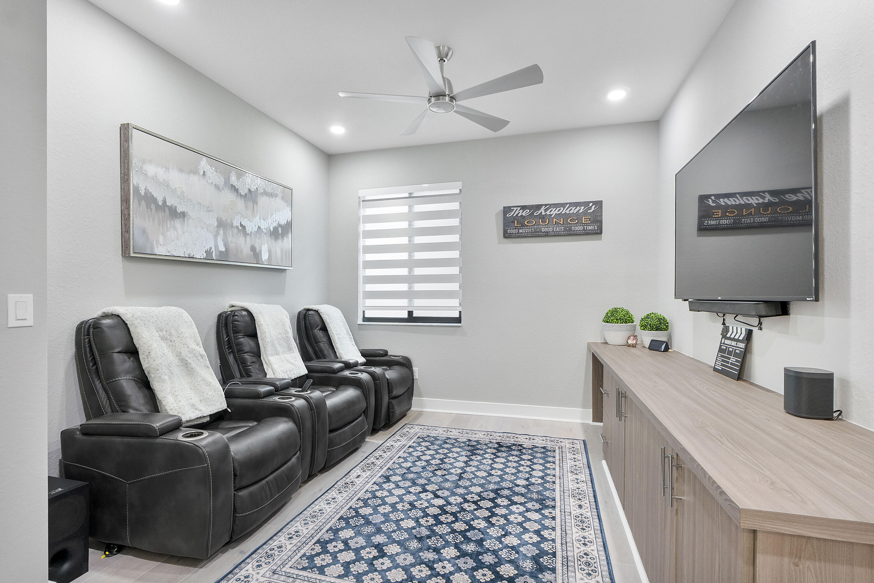10733 AQUA Court