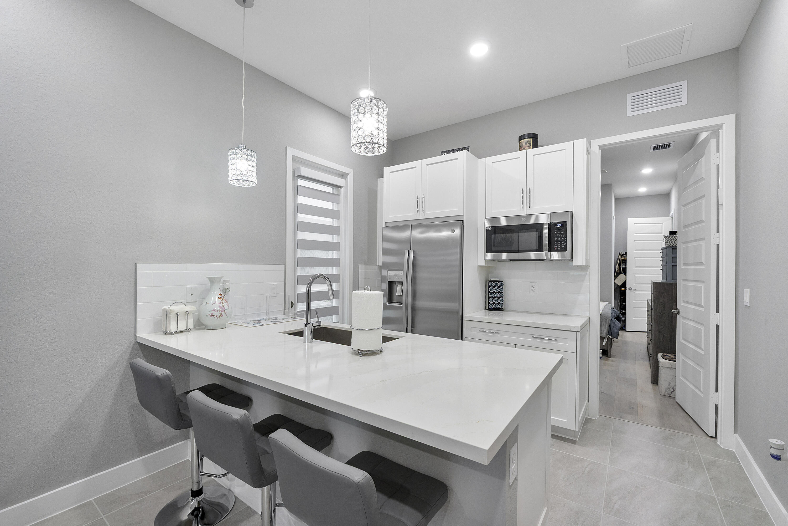 10733 AQUA Court