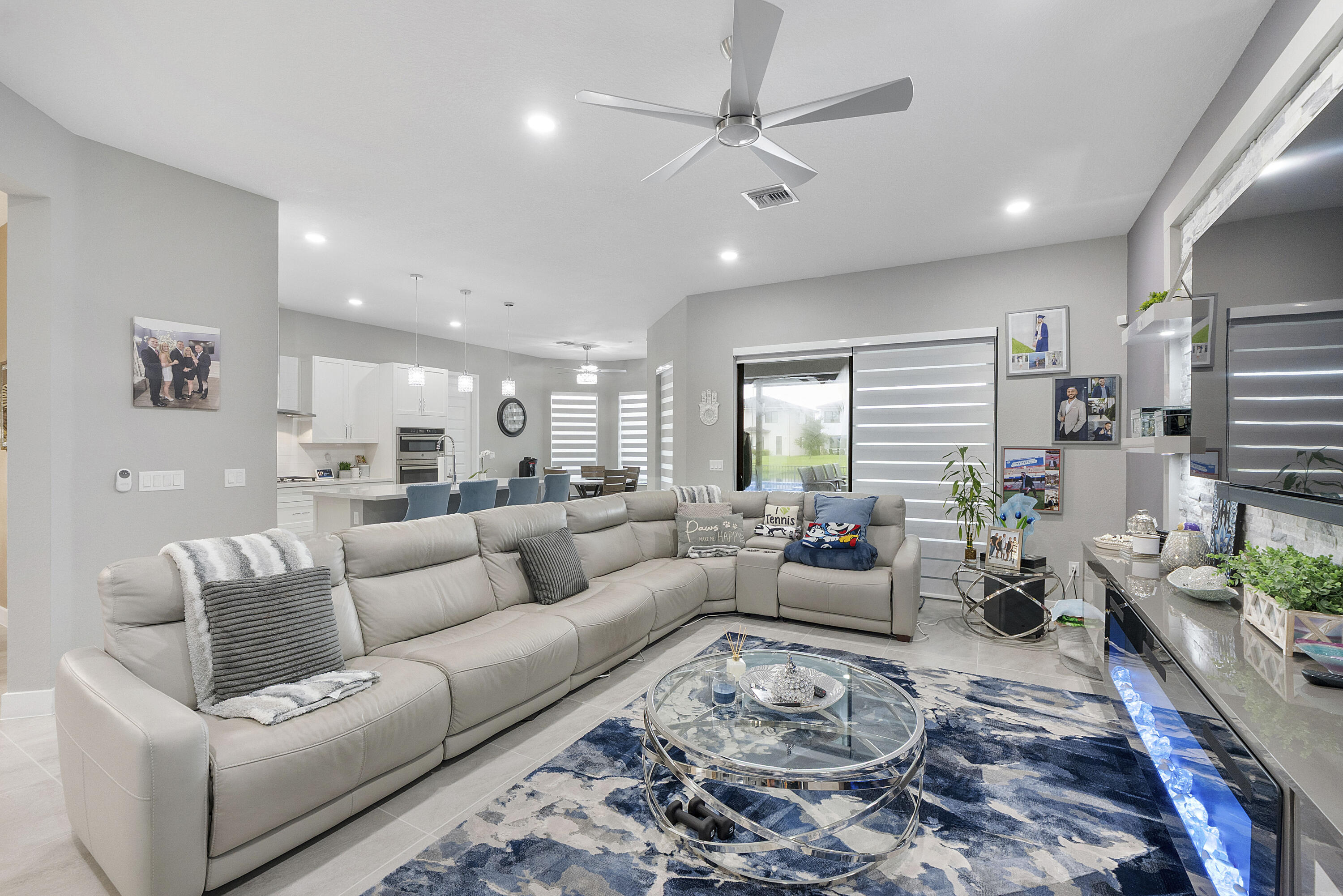 10733 AQUA Court