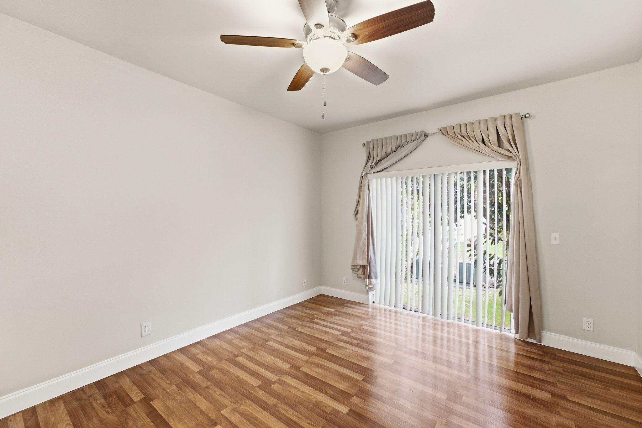 11375 Lakeview Drive 68-U
