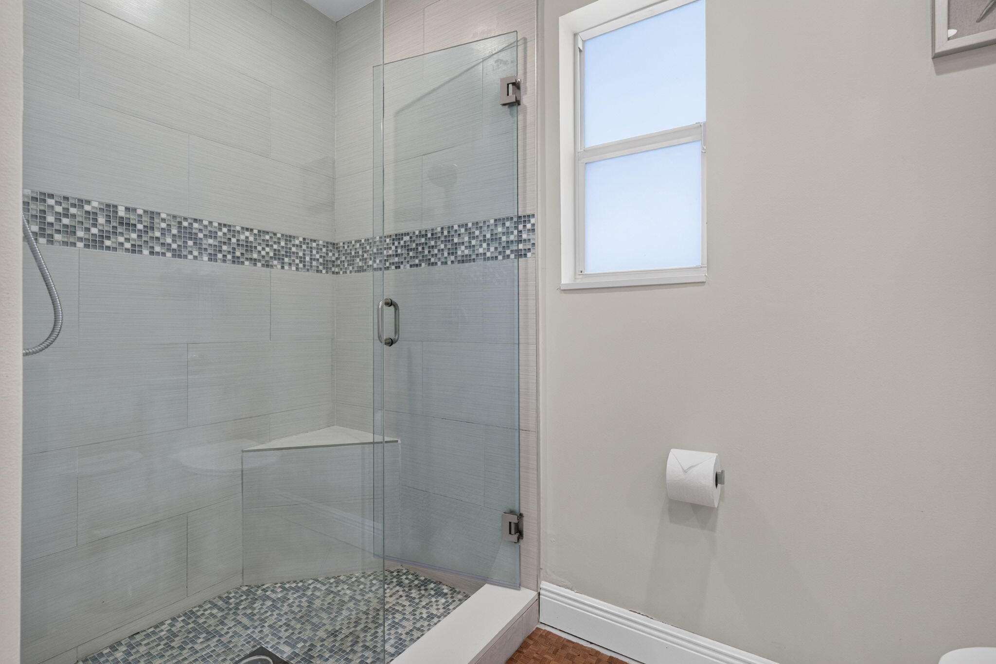 330 SW 75th Avenue