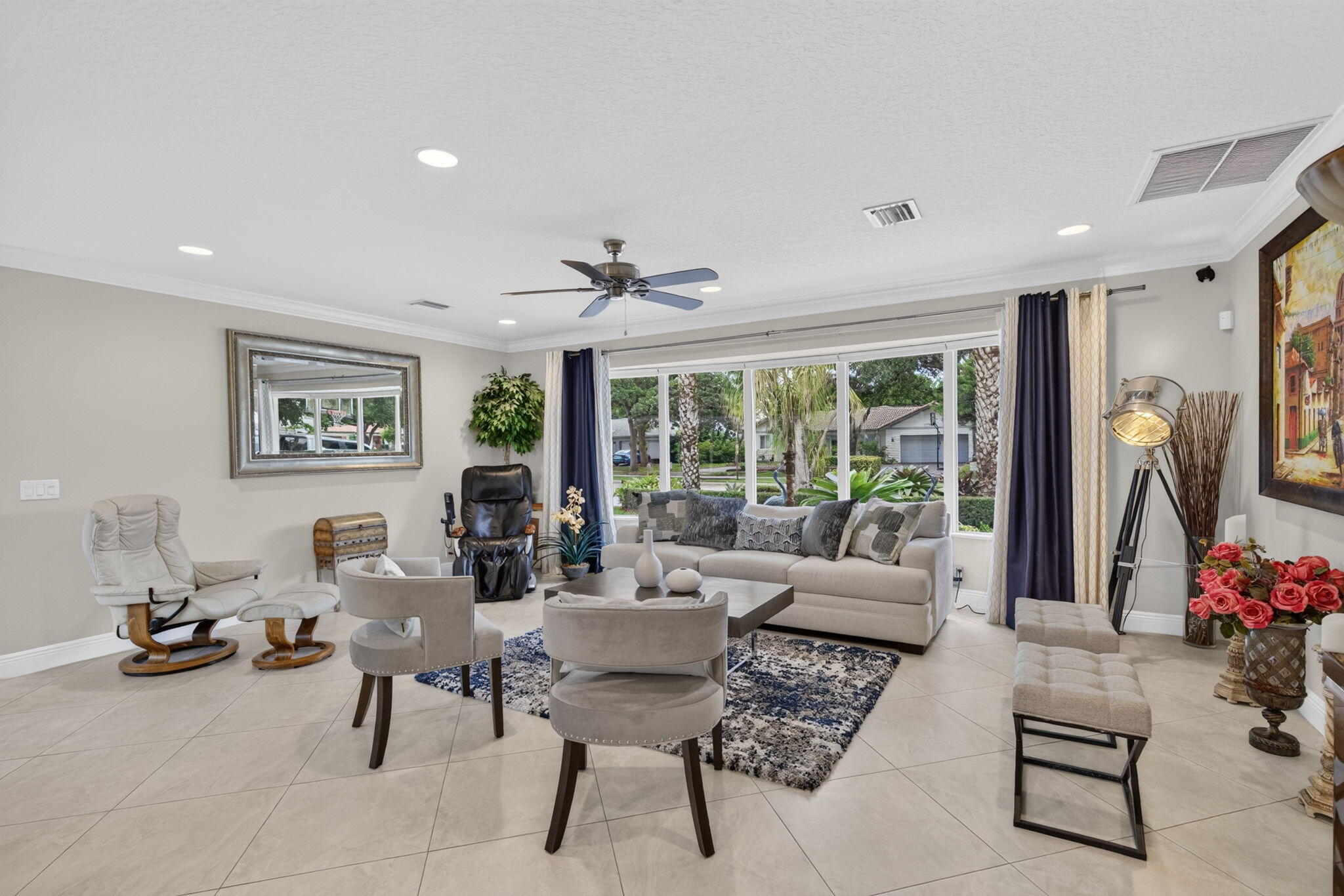 330 SW 75th Avenue