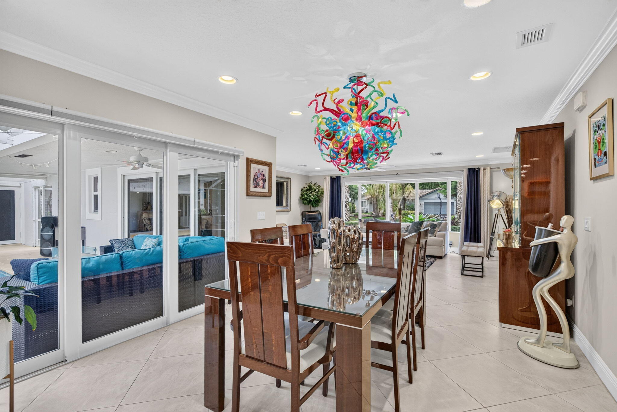330 SW 75th Avenue