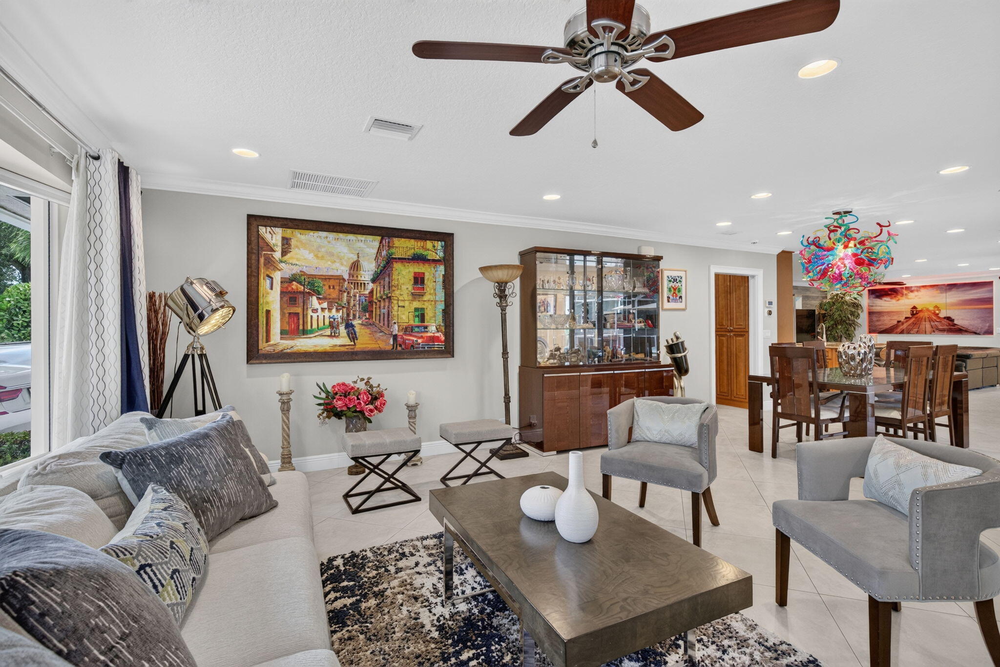 330 SW 75th Avenue