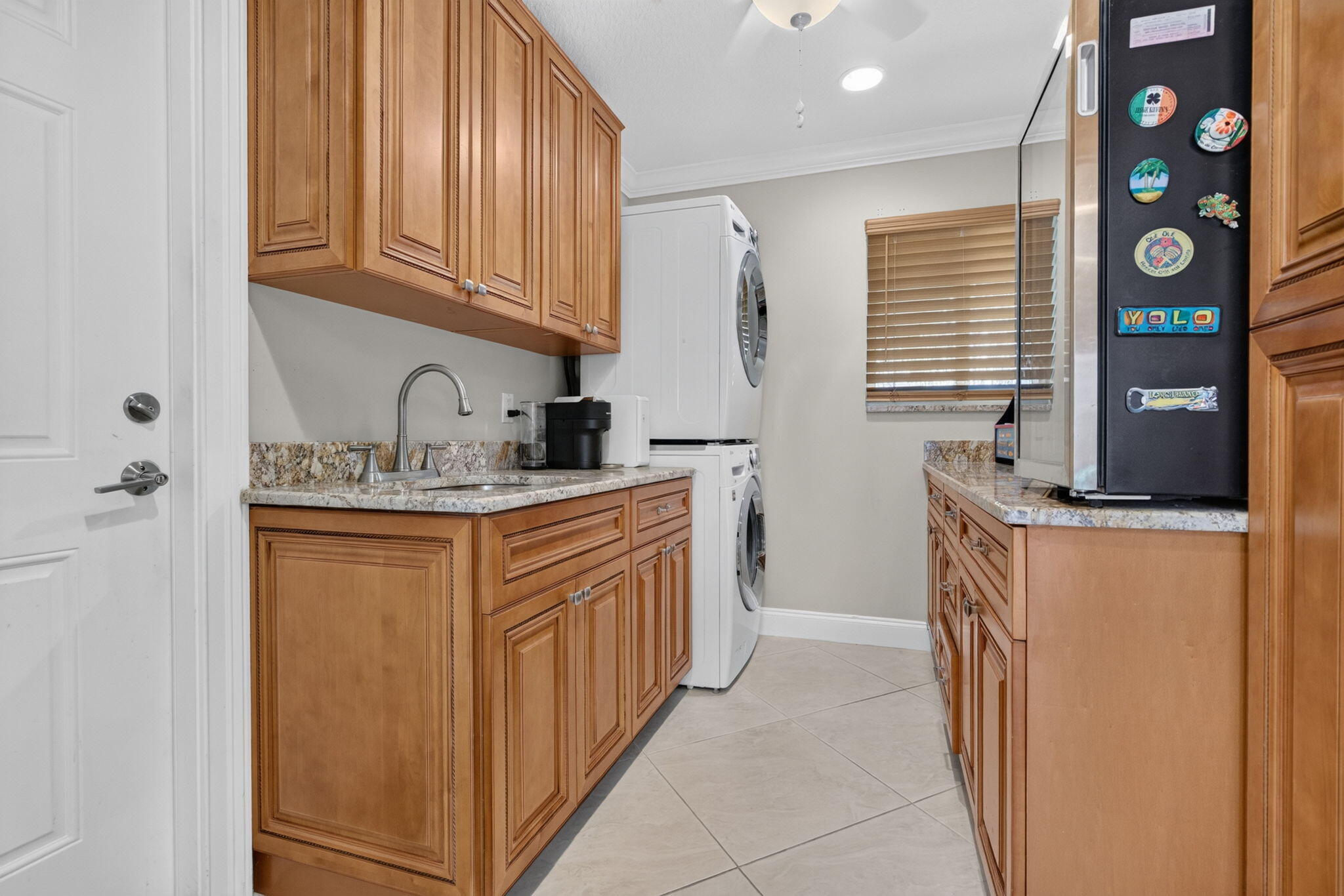 330 SW 75th Avenue