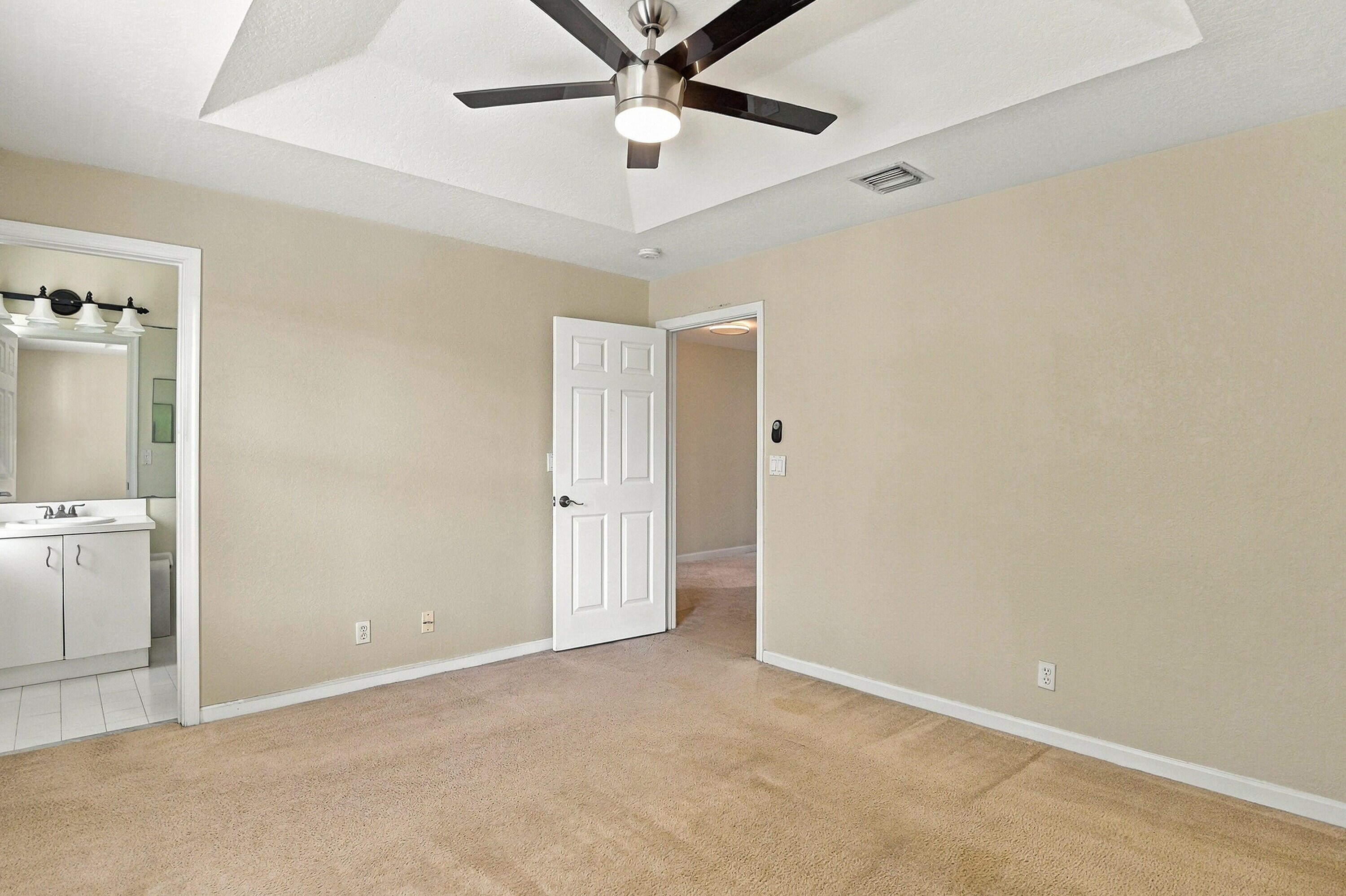 5477 NW 90th Terrace