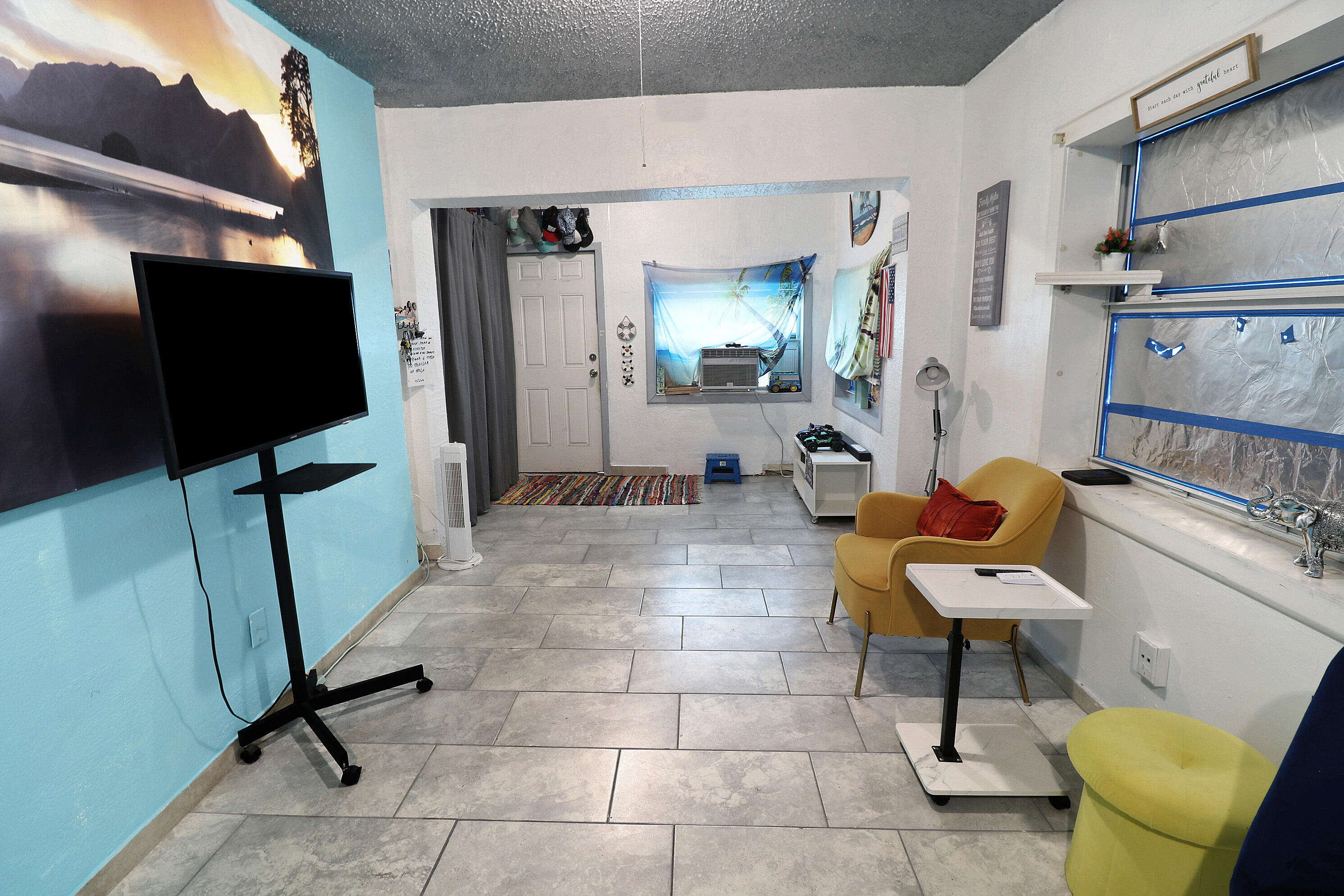 207 SW 4TH Street