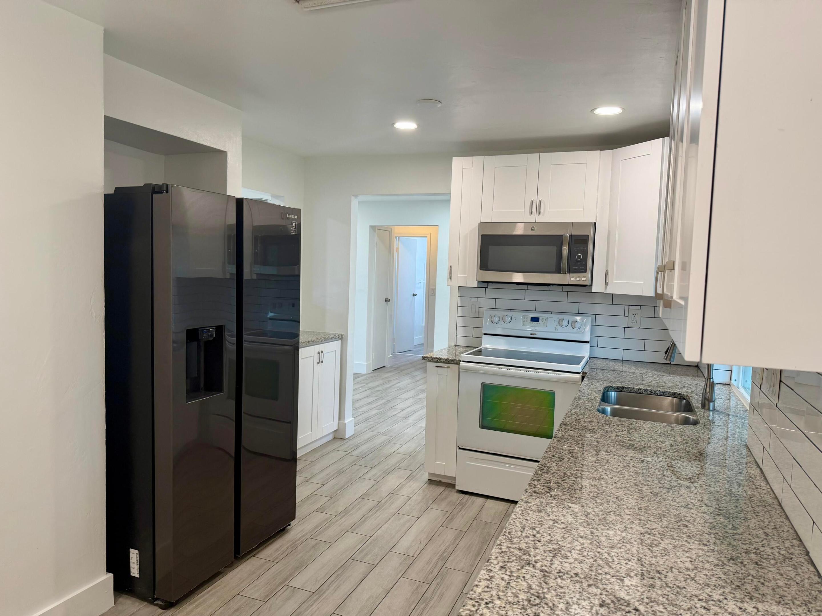 8361 NW 27th Place