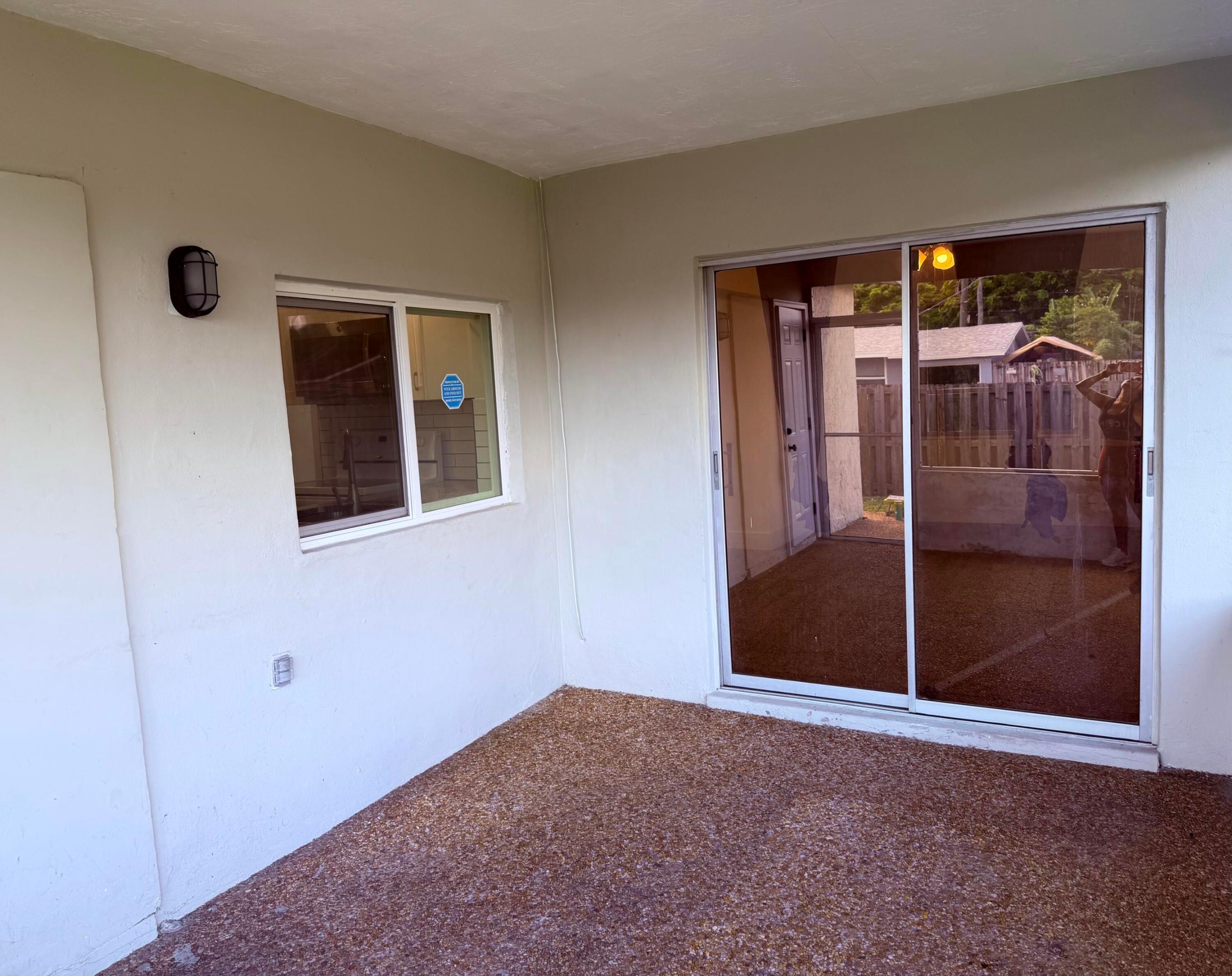 8361 NW 27th Place