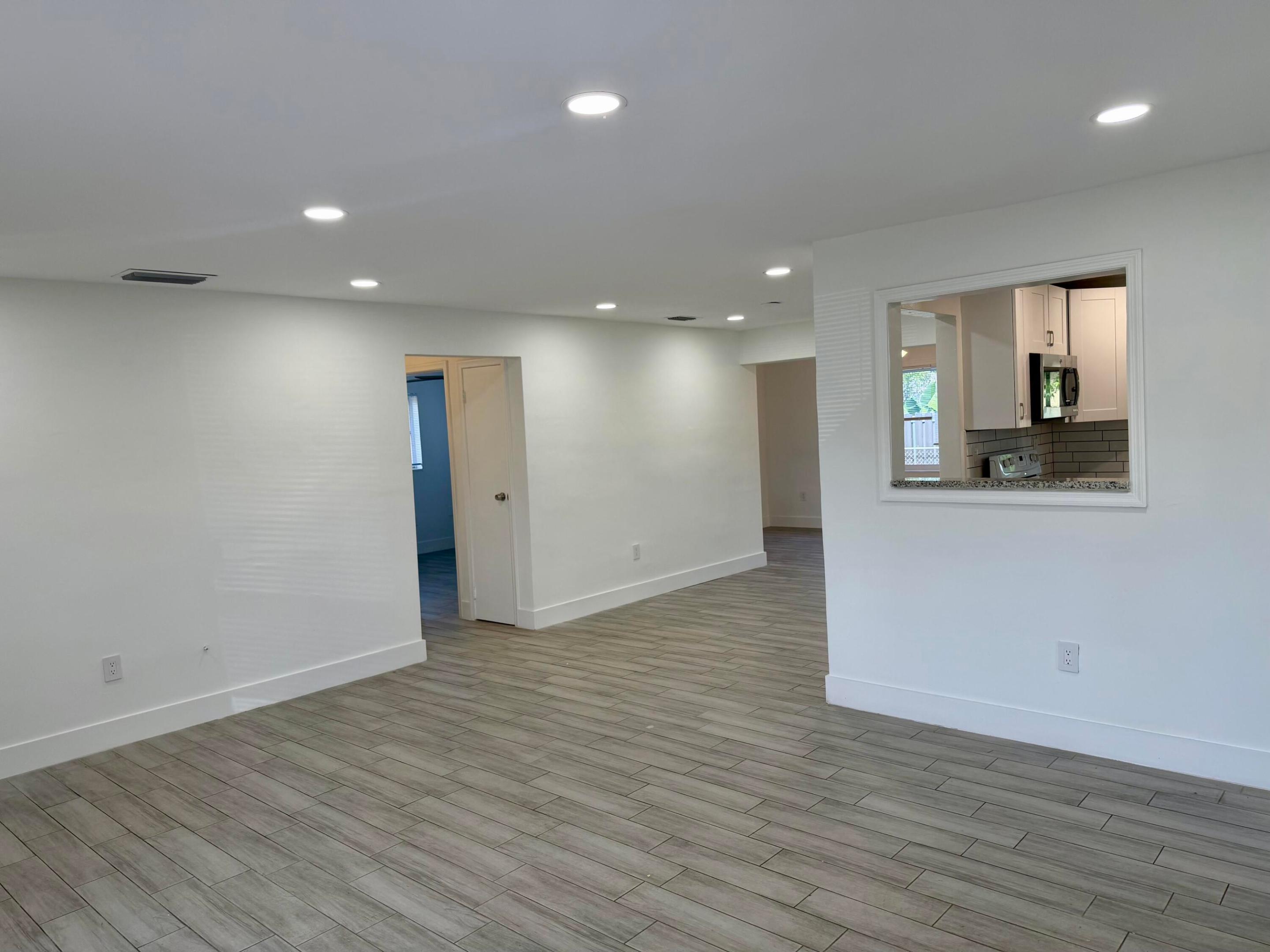 8361 NW 27th Place