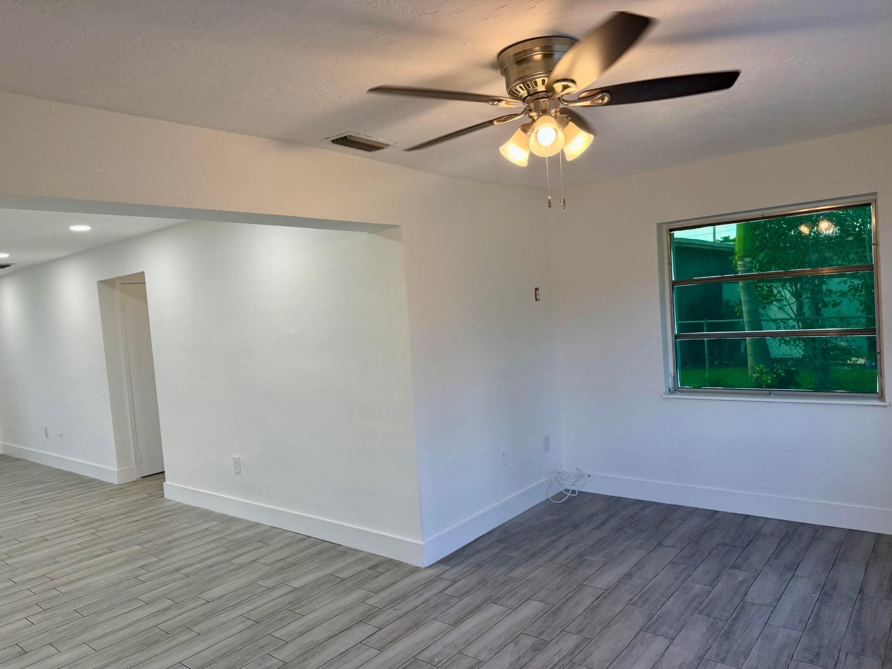 8361 NW 27th Place