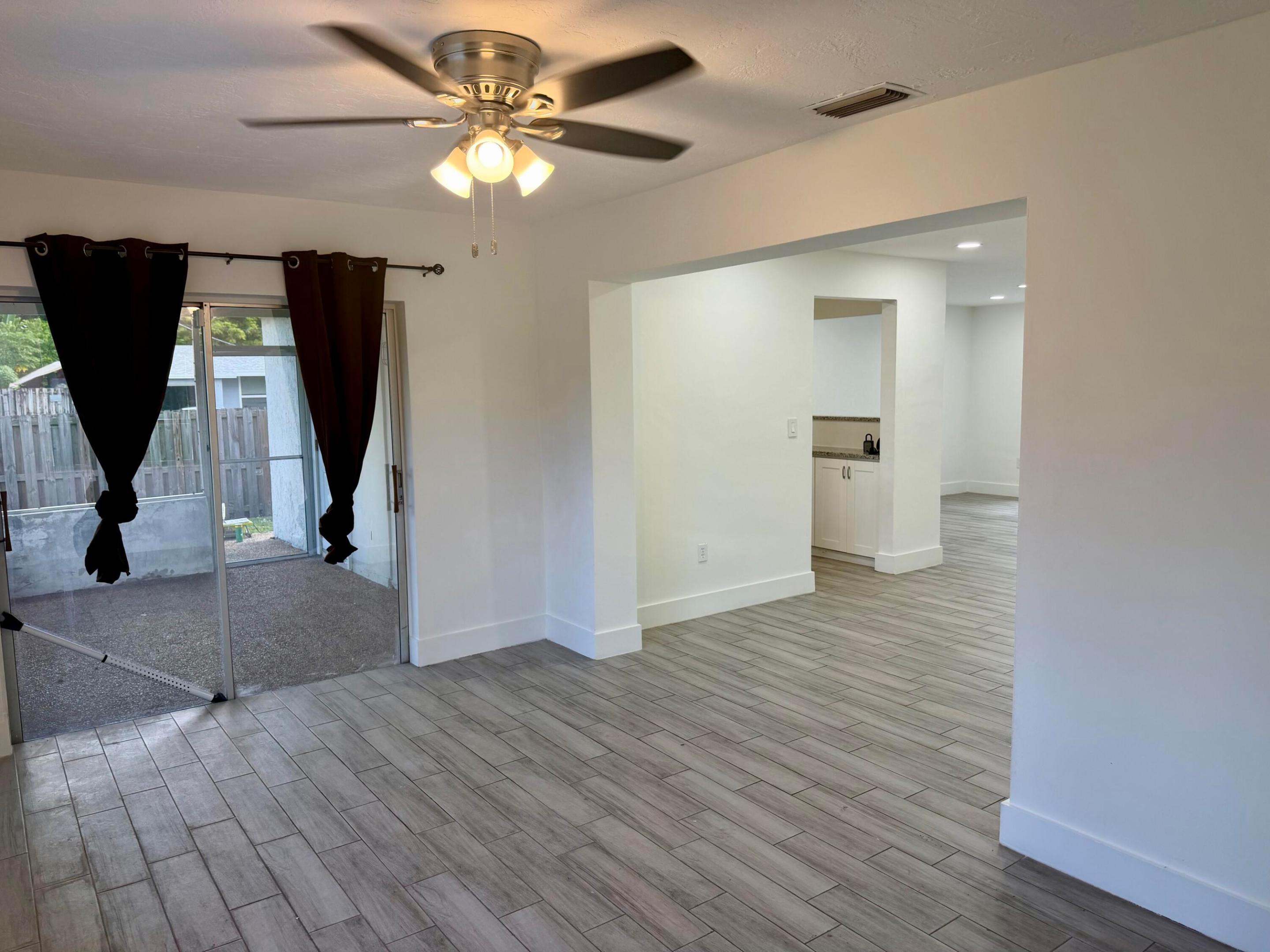 8361 NW 27th Place
