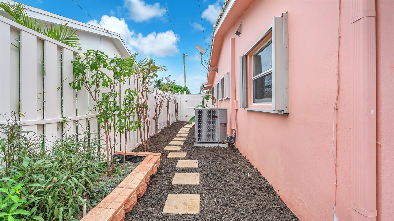 5045 NE 15th Avenue, Fort Lauderdale