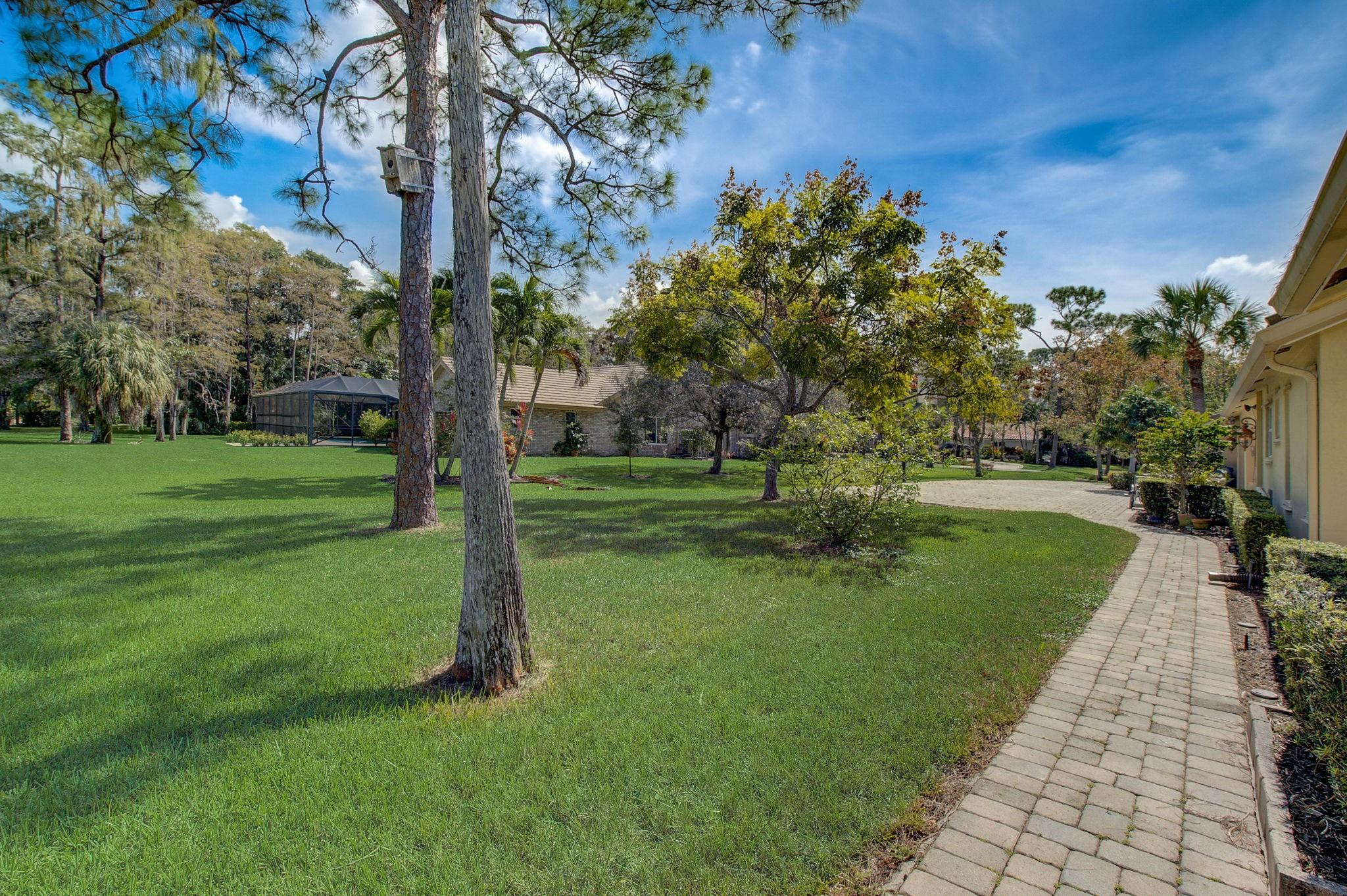 8161 NW 51st Pl