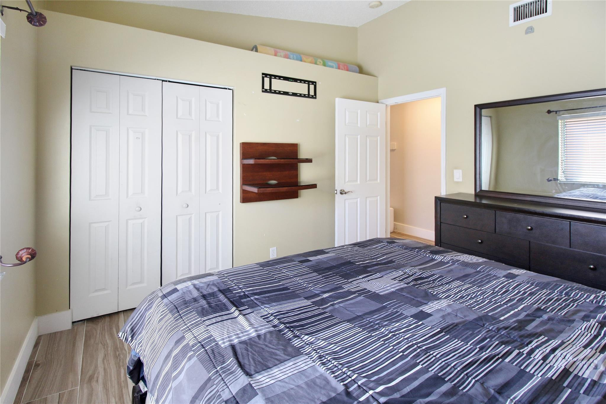 4280 SW 11th Street, Deerfield Beach