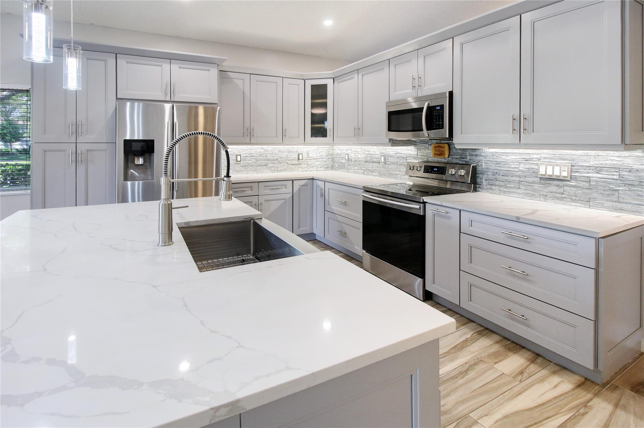 4280 SW 11th Street, Deerfield Beach