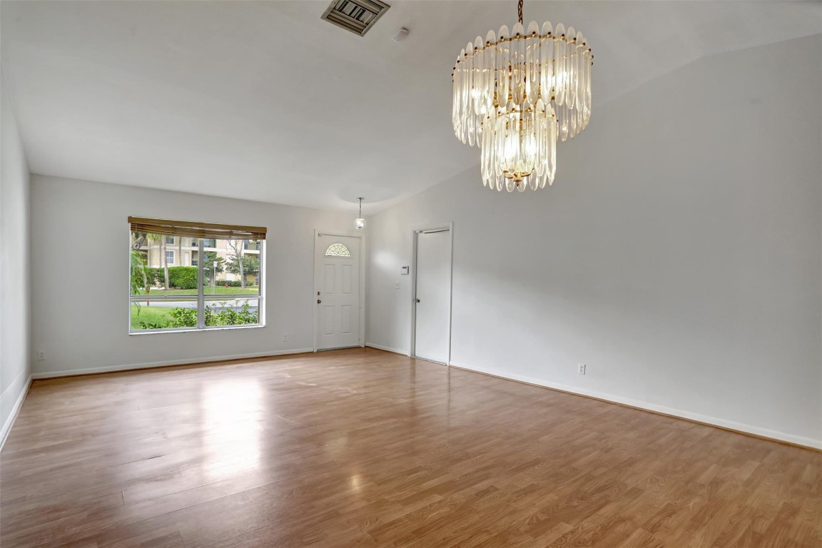 895 NW 87th Avenue, Coral Springs