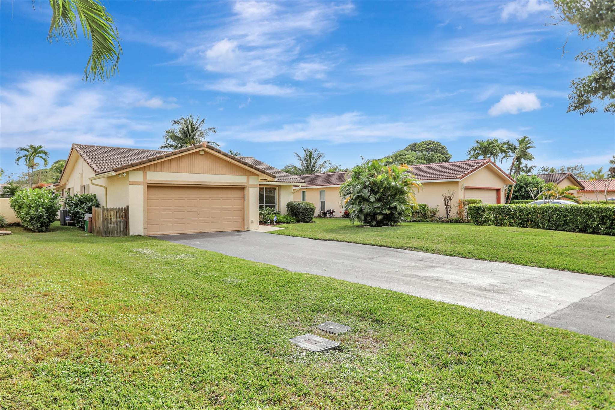 895 NW 87th Avenue, Coral Springs