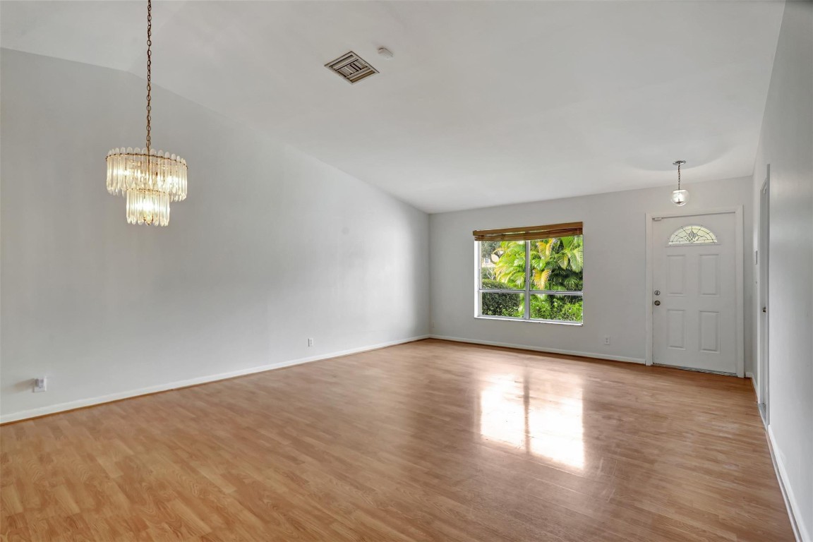 895 NW 87th Avenue, Coral Springs