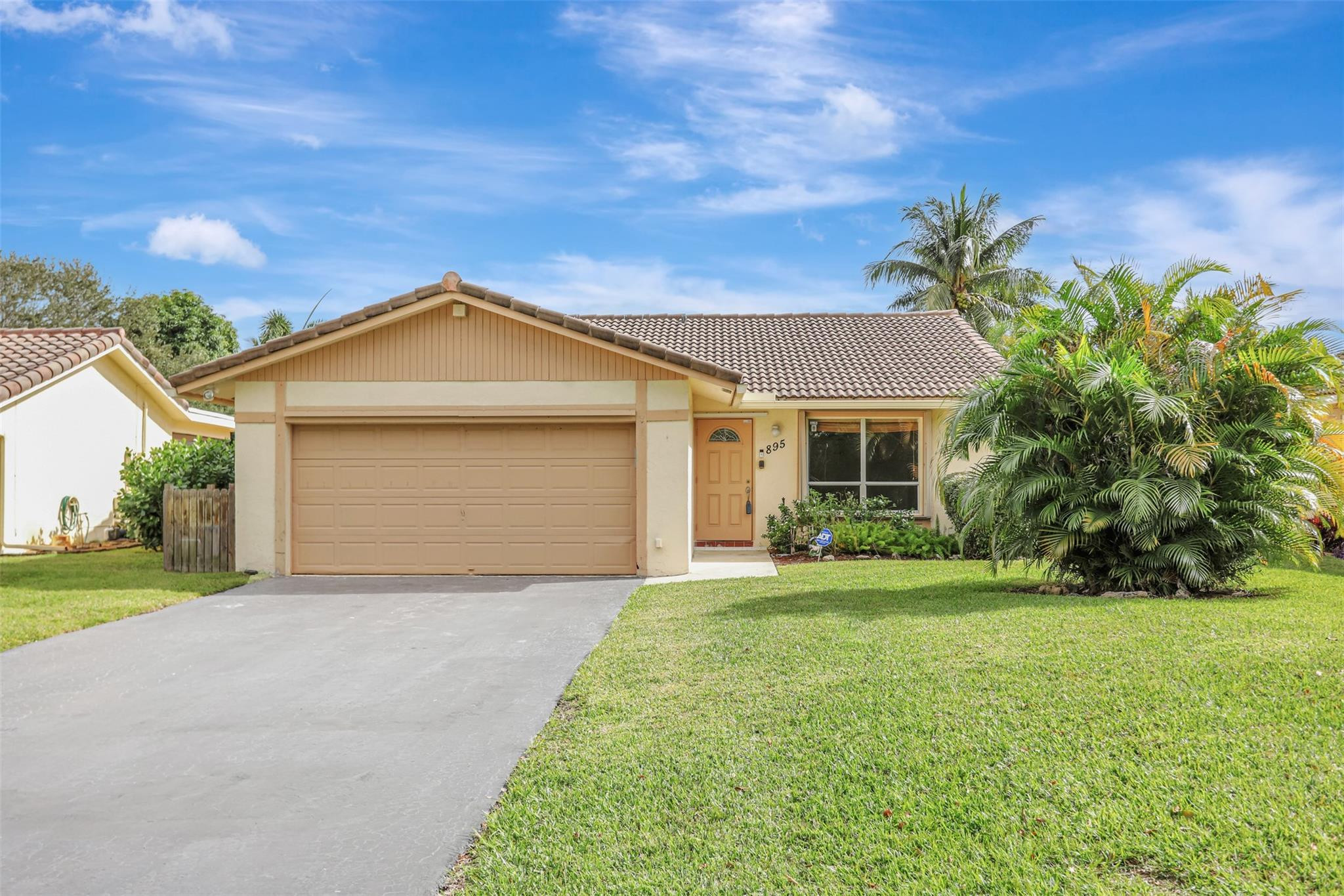 895 NW 87th Avenue, Coral Springs