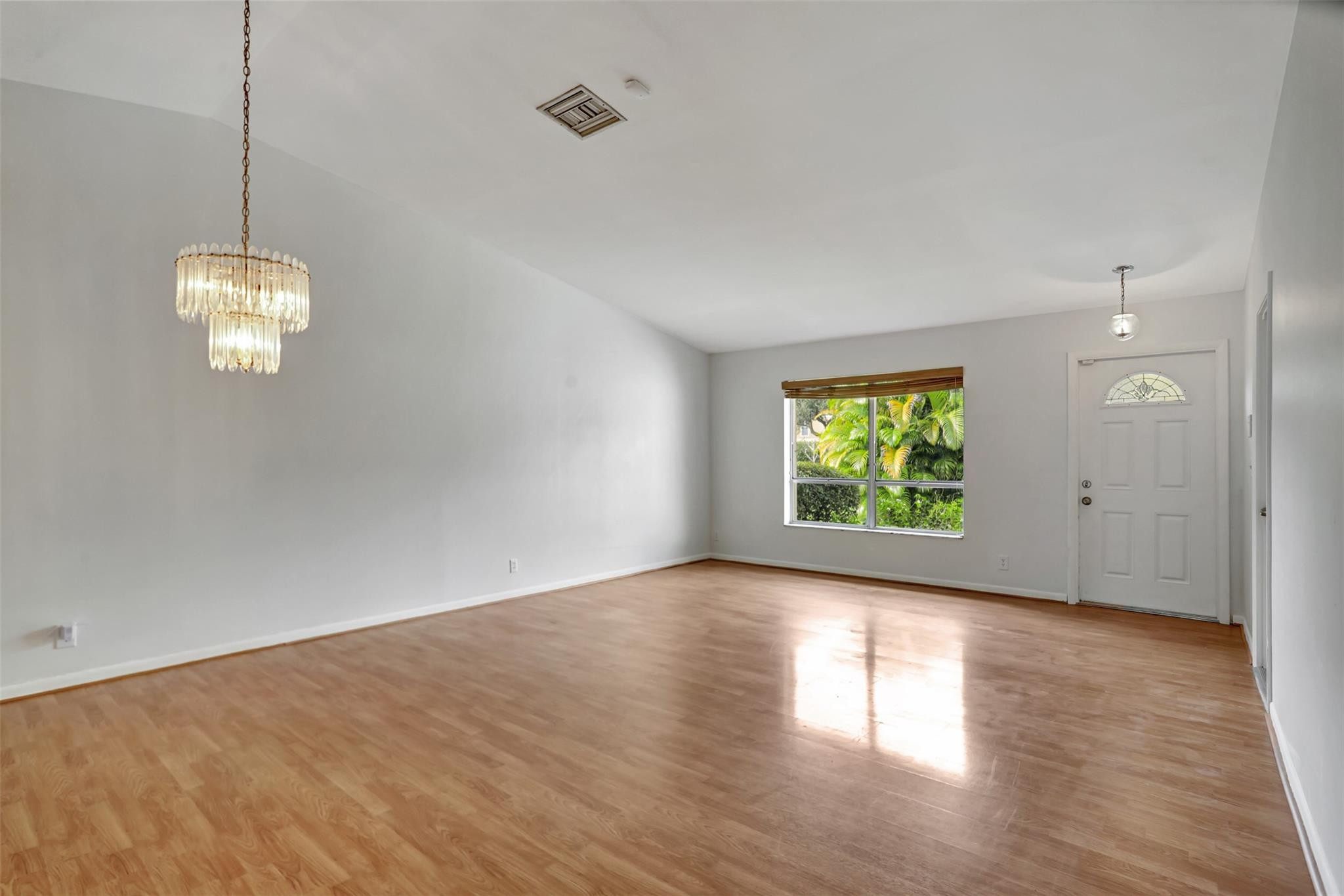 895 NW 87th Avenue, Coral Springs