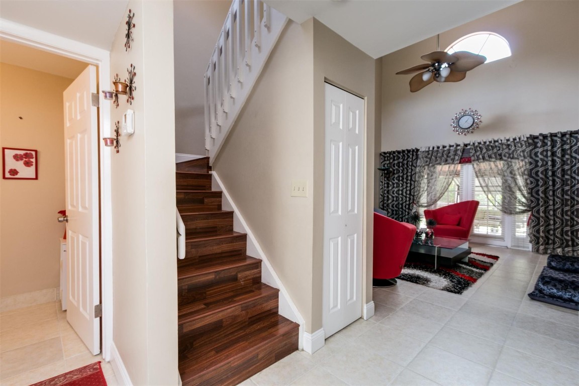 11341 Lakeview Drive 30, Coral Springs Unit: 30