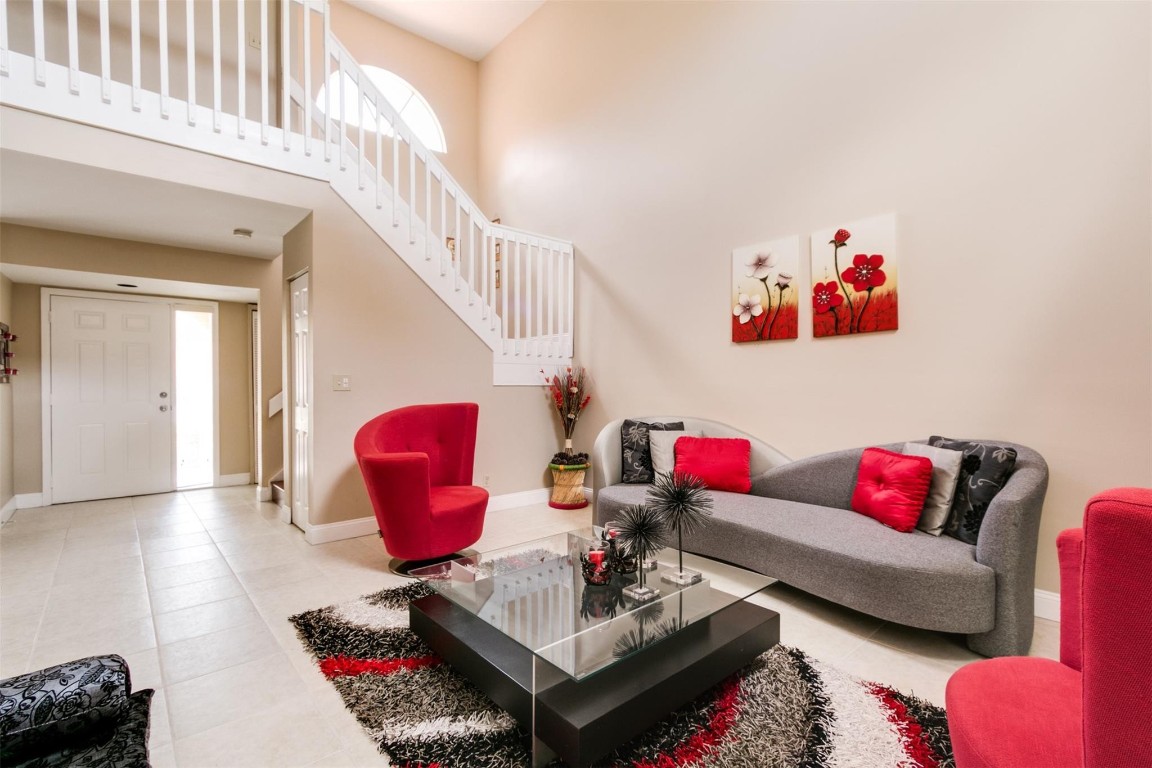 11341 Lakeview Drive 30, Coral Springs Unit: 30