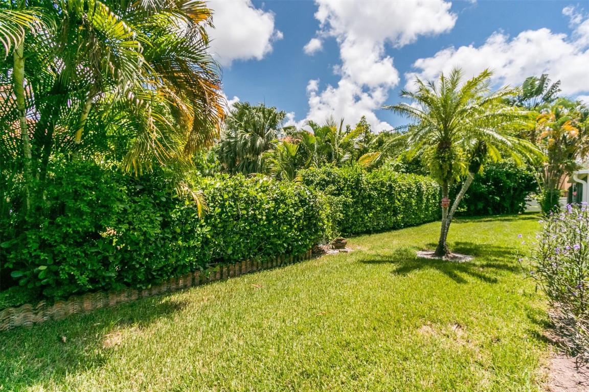 11341 Lakeview Drive 30, Coral Springs Unit: 30
