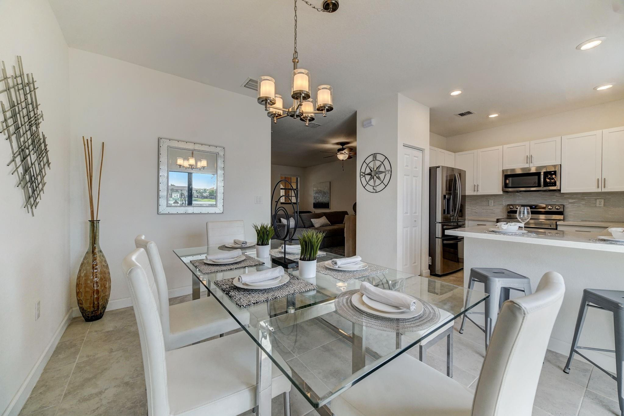 2735 NW 54th Ave
